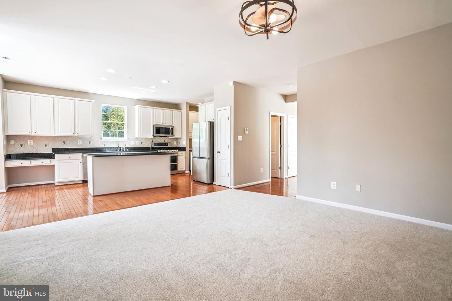 26096 FLINTONBRIDGE DR, CHANTILLY, Virginia 20152, 4 Bedrooms Bedrooms, ,3 BathroomsBathrooms,Residential,For sale,26096 FLINTONBRIDGE DR,VALO2103062 MLS # VALO2103062