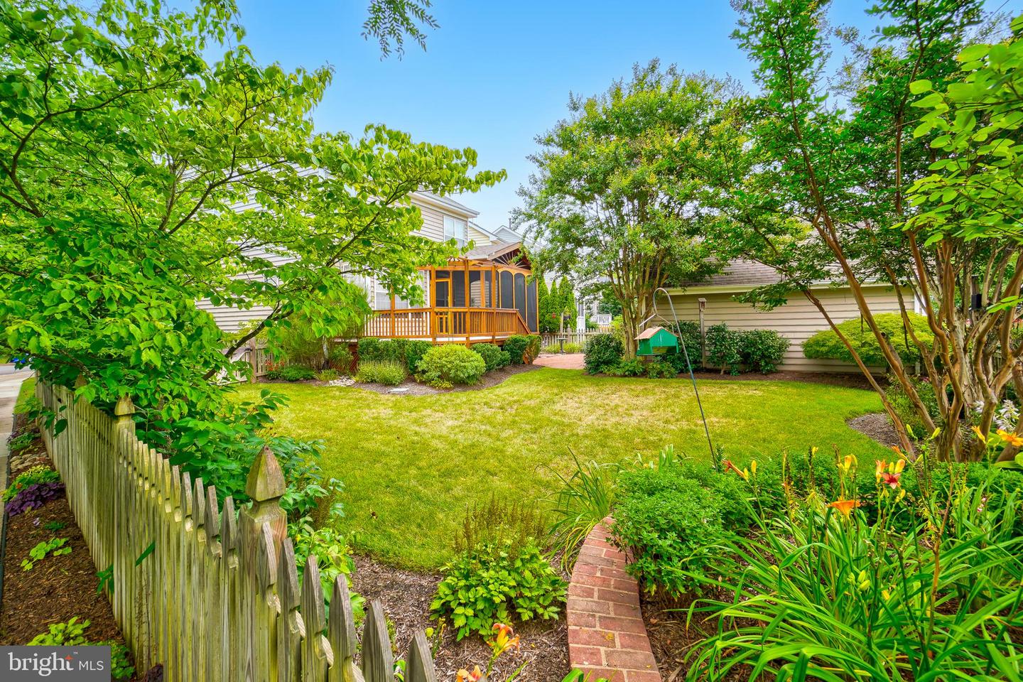 26096 FLINTONBRIDGE DR, CHANTILLY, Virginia 20152, 4 Bedrooms Bedrooms, ,3 BathroomsBathrooms,Residential,For sale,26096 FLINTONBRIDGE DR,VALO2103062 MLS # VALO2103062
