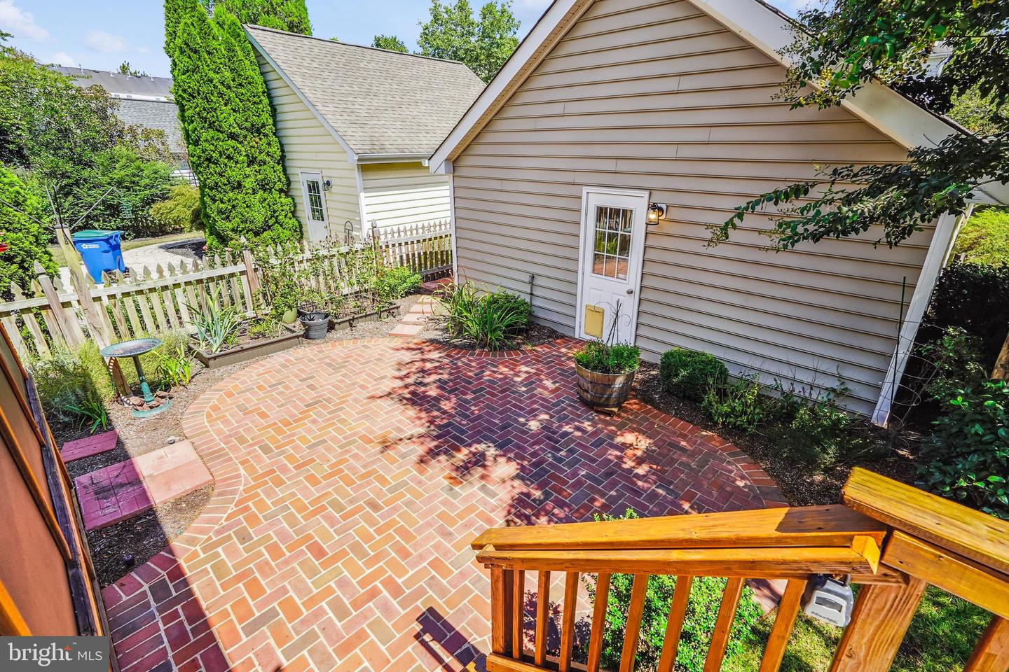 26096 FLINTONBRIDGE DR, CHANTILLY, Virginia 20152, 4 Bedrooms Bedrooms, ,3 BathroomsBathrooms,Residential,For sale,26096 FLINTONBRIDGE DR,VALO2103062 MLS # VALO2103062