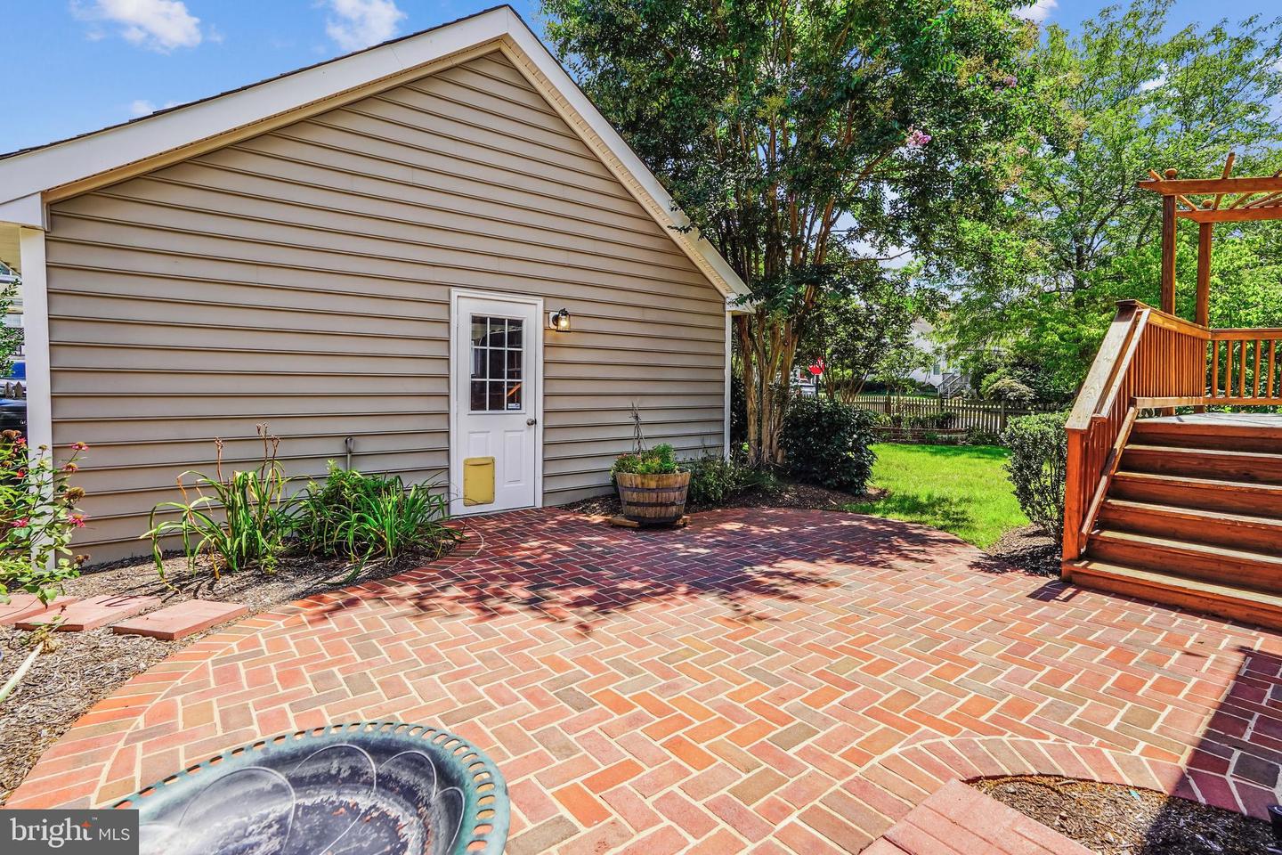26096 FLINTONBRIDGE DR, CHANTILLY, Virginia 20152, 4 Bedrooms Bedrooms, ,3 BathroomsBathrooms,Residential,For sale,26096 FLINTONBRIDGE DR,VALO2103062 MLS # VALO2103062