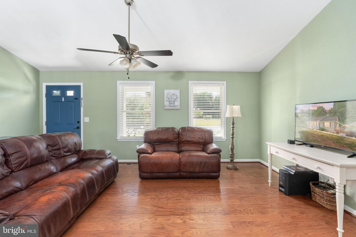 13668 POST OAK RD, SPOTSYLVANIA, Virginia 22551, 4 Bedrooms Bedrooms, ,3 BathroomsBathrooms,Residential,For sale,13668 POST OAK RD,VASP2034902 MLS # VASP2034902