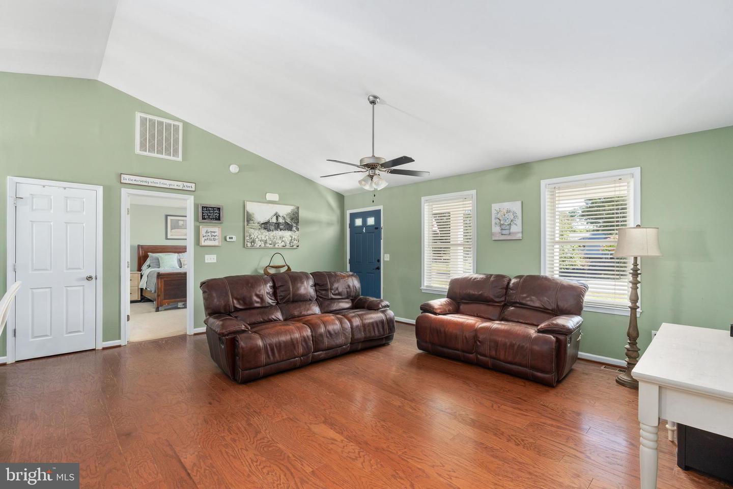 13668 POST OAK RD, SPOTSYLVANIA, Virginia 22551, 4 Bedrooms Bedrooms, ,3 BathroomsBathrooms,Residential,For sale,13668 POST OAK RD,VASP2034902 MLS # VASP2034902