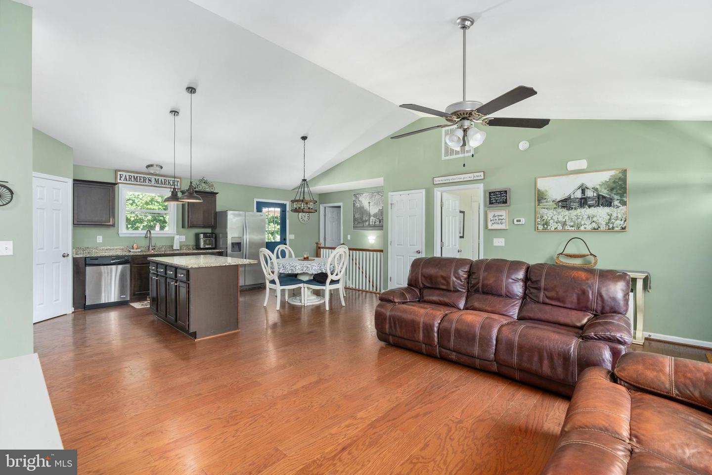 13668 POST OAK RD, SPOTSYLVANIA, Virginia 22551, 4 Bedrooms Bedrooms, ,3 BathroomsBathrooms,Residential,For sale,13668 POST OAK RD,VASP2034902 MLS # VASP2034902