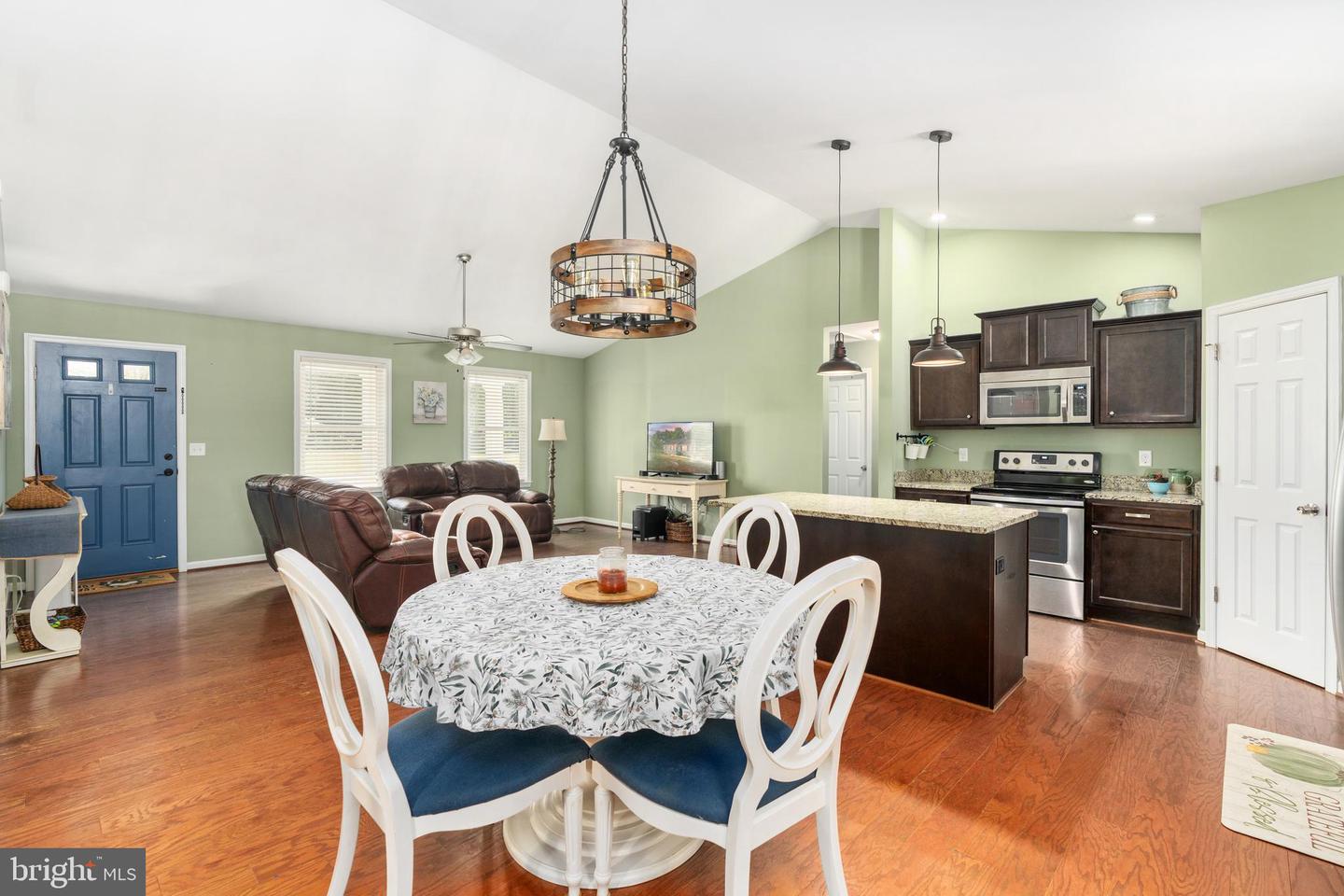 13668 POST OAK RD, SPOTSYLVANIA, Virginia 22551, 4 Bedrooms Bedrooms, ,3 BathroomsBathrooms,Residential,For sale,13668 POST OAK RD,VASP2034902 MLS # VASP2034902
