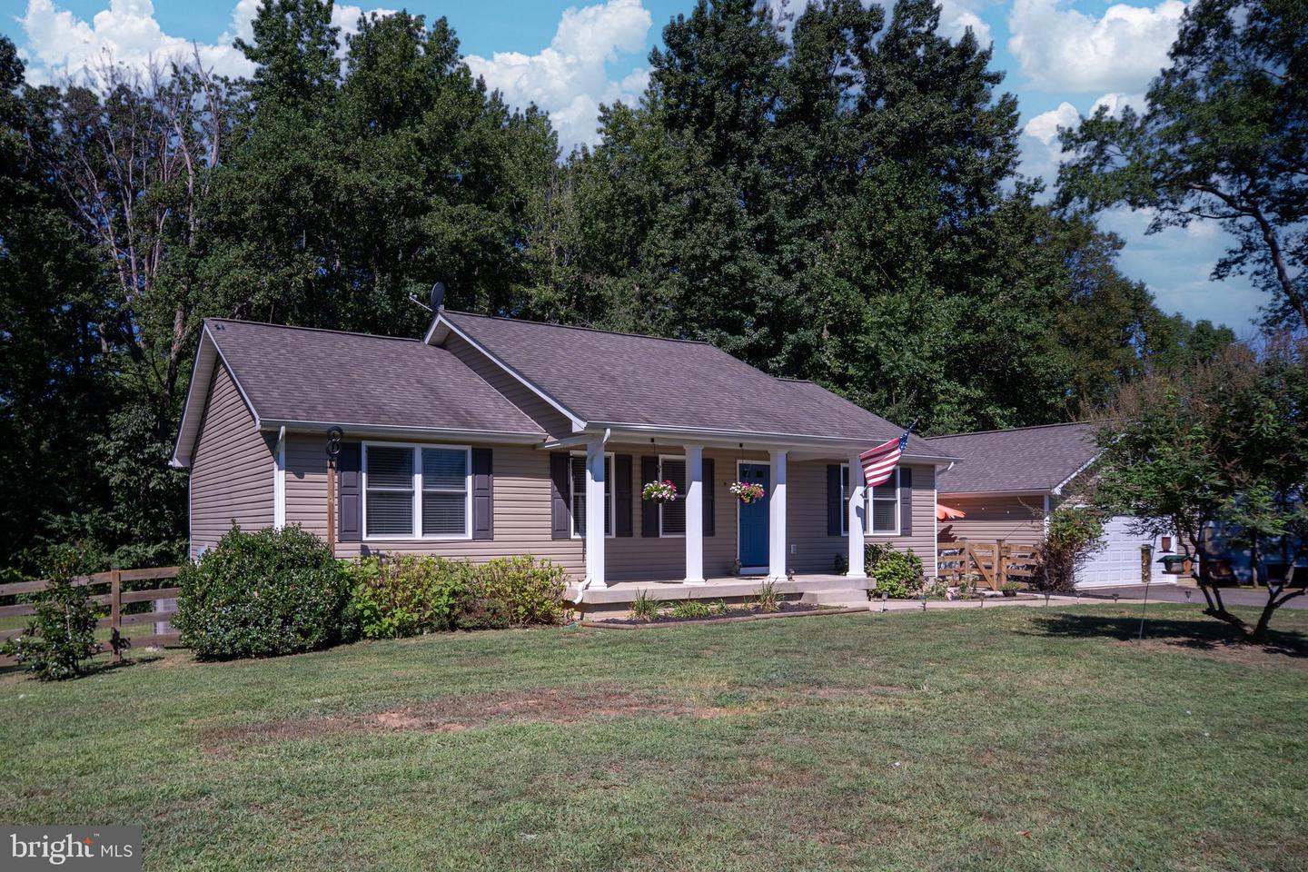 13668 POST OAK RD, SPOTSYLVANIA, Virginia 22551, 4 Bedrooms Bedrooms, ,3 BathroomsBathrooms,Residential,For sale,13668 POST OAK RD,VASP2034902 MLS # VASP2034902