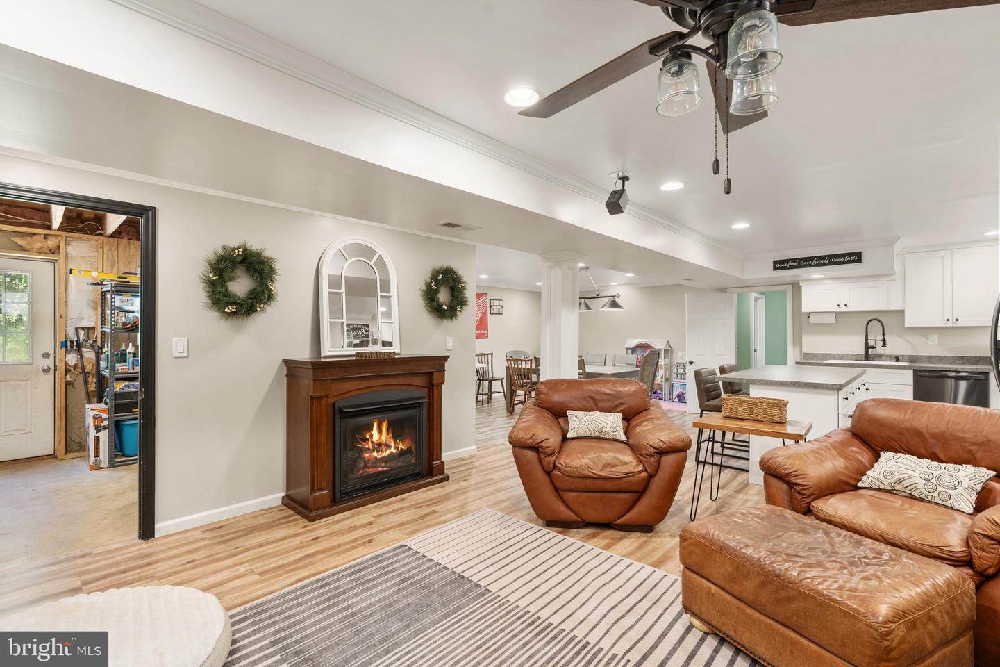 13668 POST OAK RD, SPOTSYLVANIA, Virginia 22551, 4 Bedrooms Bedrooms, ,3 BathroomsBathrooms,Residential,For sale,13668 POST OAK RD,VASP2034902 MLS # VASP2034902