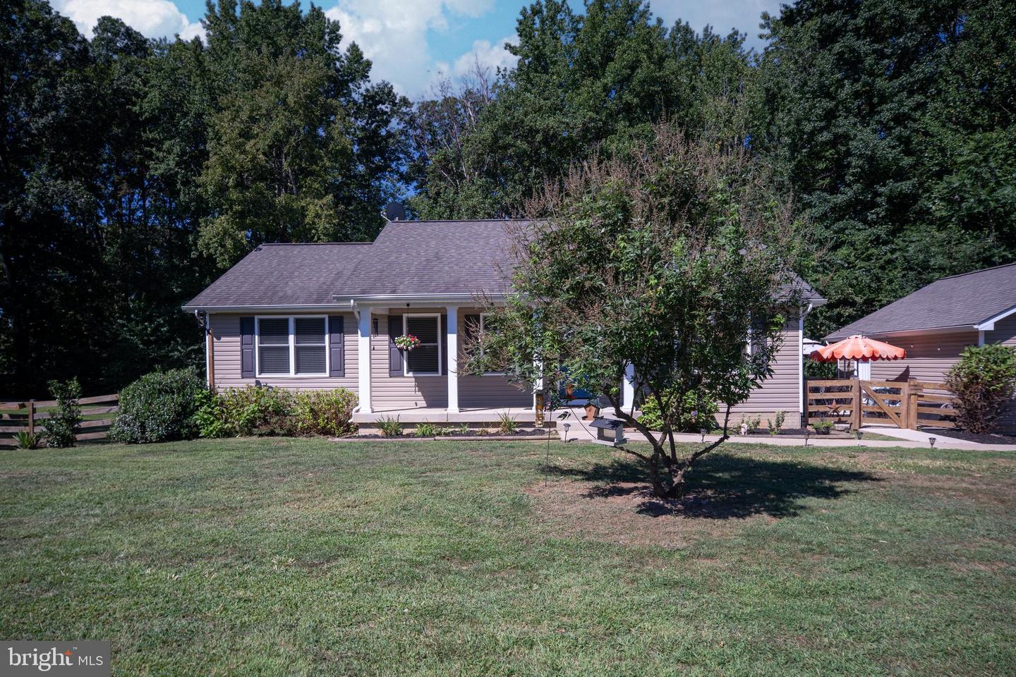 13668 POST OAK RD, SPOTSYLVANIA, Virginia 22551, 4 Bedrooms Bedrooms, ,3 BathroomsBathrooms,Residential,For sale,13668 POST OAK RD,VASP2034902 MLS # VASP2034902