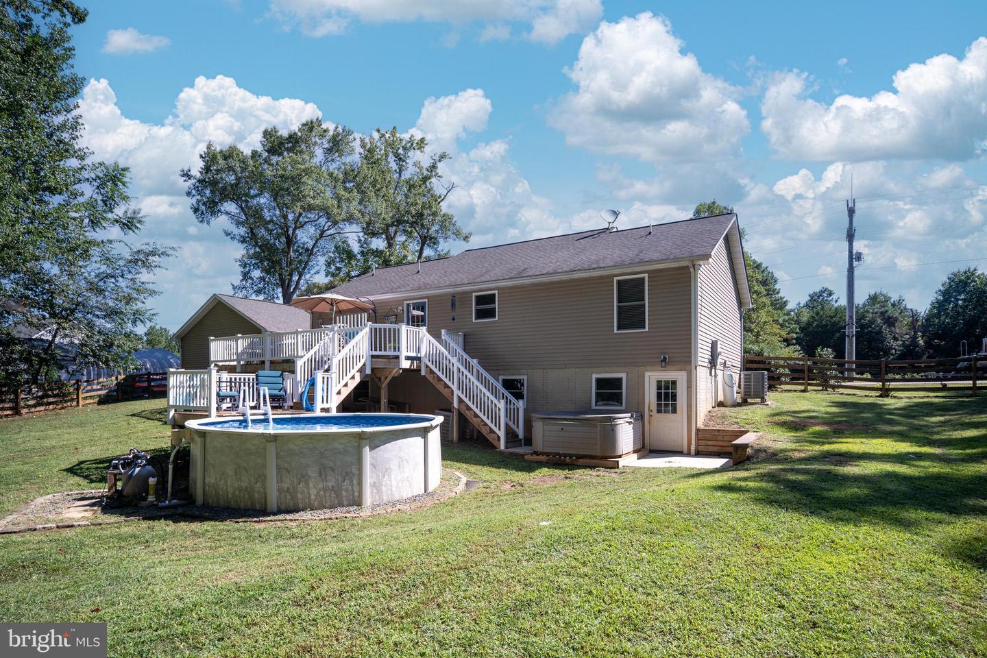 13668 POST OAK RD, SPOTSYLVANIA, Virginia 22551, 4 Bedrooms Bedrooms, ,3 BathroomsBathrooms,Residential,For sale,13668 POST OAK RD,VASP2034902 MLS # VASP2034902