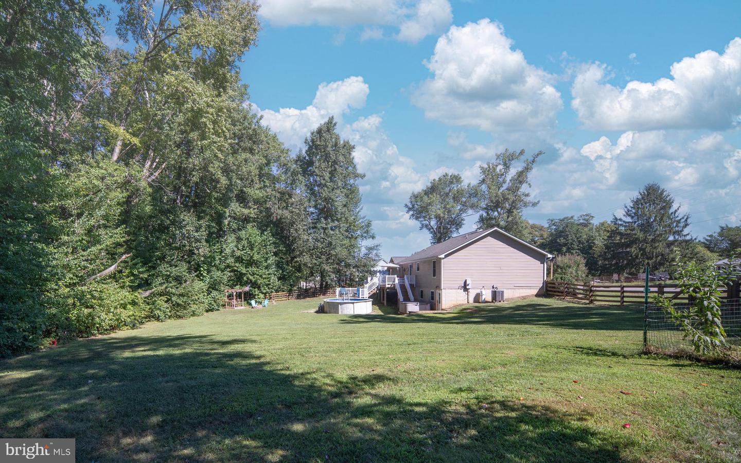 13668 POST OAK RD, SPOTSYLVANIA, Virginia 22551, 4 Bedrooms Bedrooms, ,3 BathroomsBathrooms,Residential,For sale,13668 POST OAK RD,VASP2034902 MLS # VASP2034902