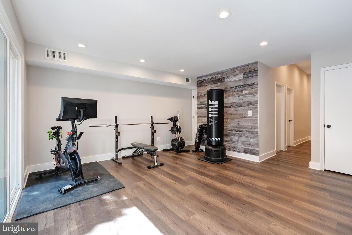 5829 REXFORD DR #713, SPRINGFIELD, Virginia 22152, 2 Bedrooms Bedrooms, ,2 BathroomsBathrooms,Residential,For sale,5829 REXFORD DR #713,VAFX2257768 MLS # VAFX2257768