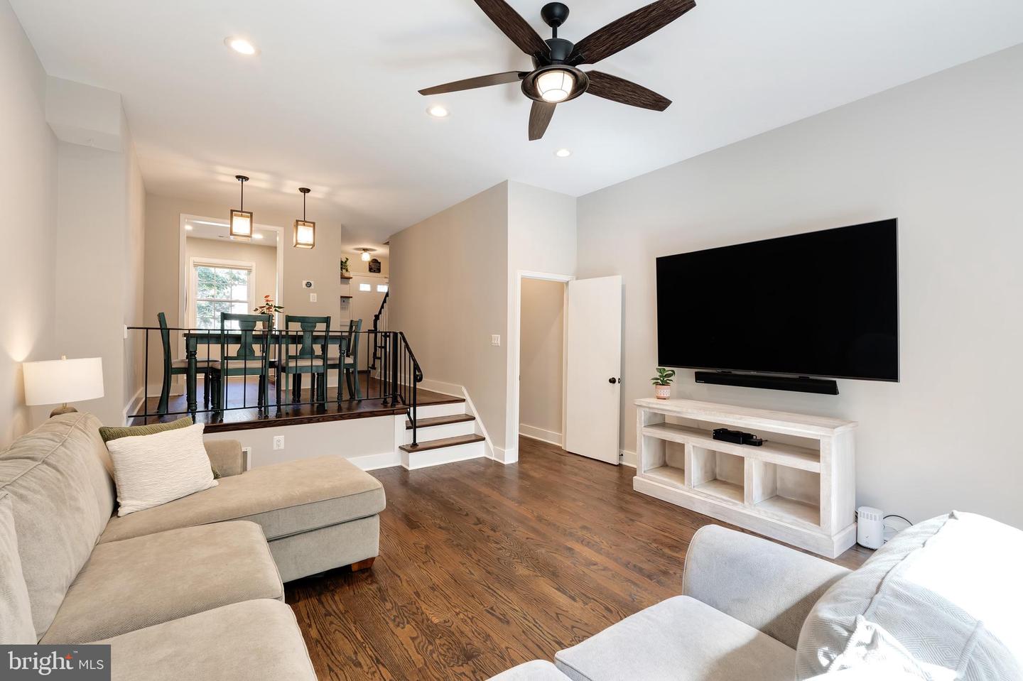 5829 REXFORD DR #713, SPRINGFIELD, Virginia 22152, 2 Bedrooms Bedrooms, ,2 BathroomsBathrooms,Residential,For sale,5829 REXFORD DR #713,VAFX2257768 MLS # VAFX2257768