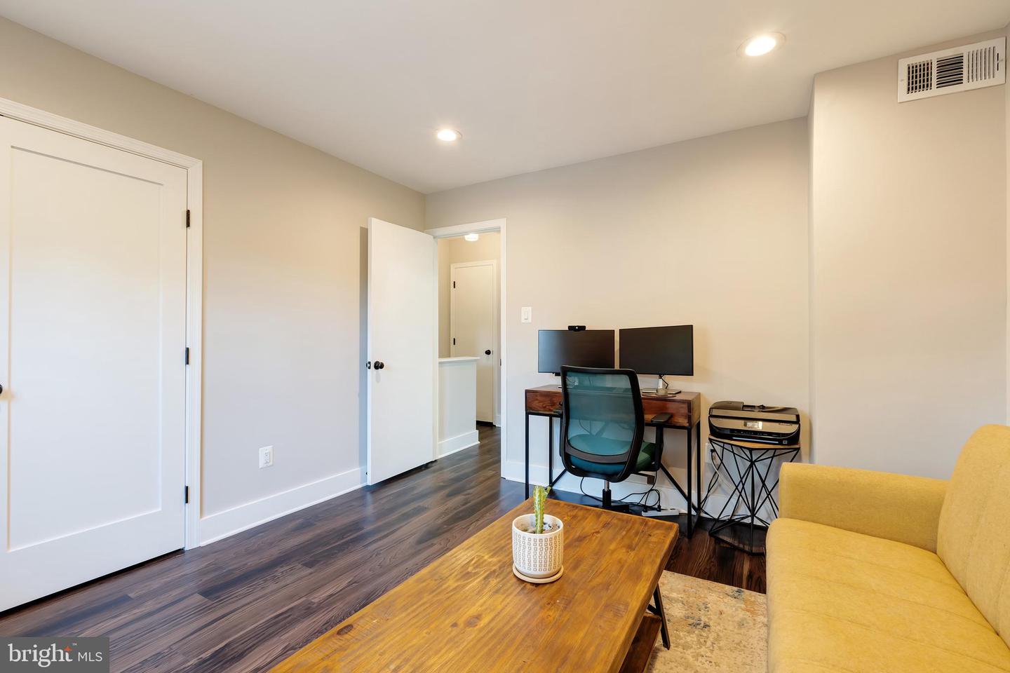 5829 REXFORD DR #713, SPRINGFIELD, Virginia 22152, 2 Bedrooms Bedrooms, ,2 BathroomsBathrooms,Residential,For sale,5829 REXFORD DR #713,VAFX2257768 MLS # VAFX2257768