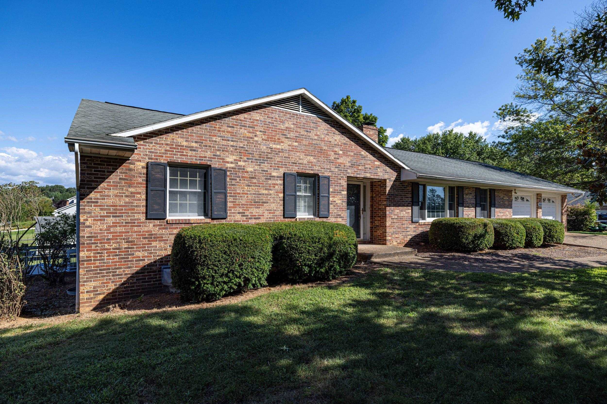 3615 SHEN LAKE DR, ROCKINGHAM, Virginia 22801, 4 Bedrooms Bedrooms, ,3 BathroomsBathrooms,Residential,3615 SHEN LAKE DR,668393 MLS # 668393