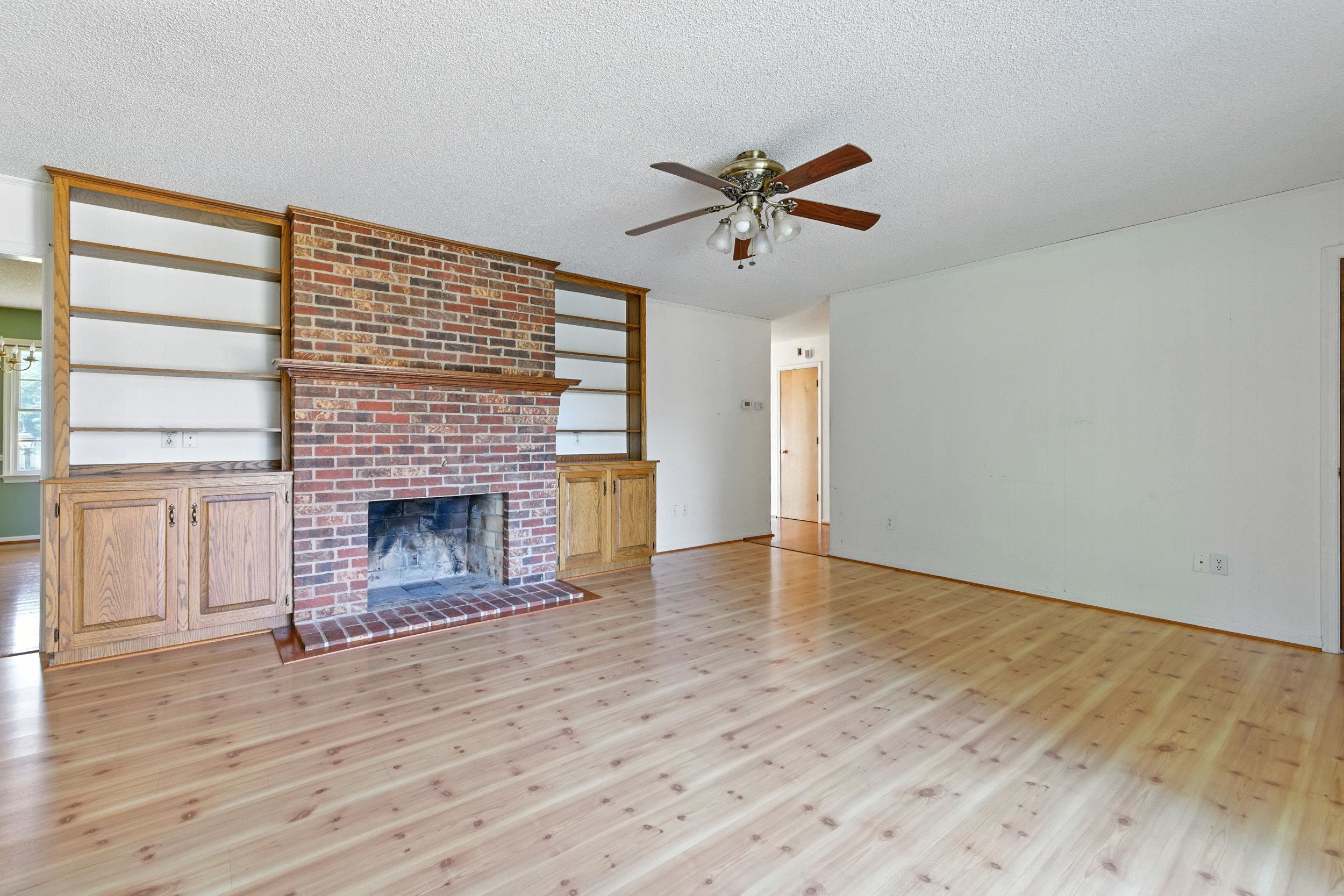 3615 SHEN LAKE DR, ROCKINGHAM, Virginia 22801, 4 Bedrooms Bedrooms, ,3 BathroomsBathrooms,Residential,3615 SHEN LAKE DR,668393 MLS # 668393
