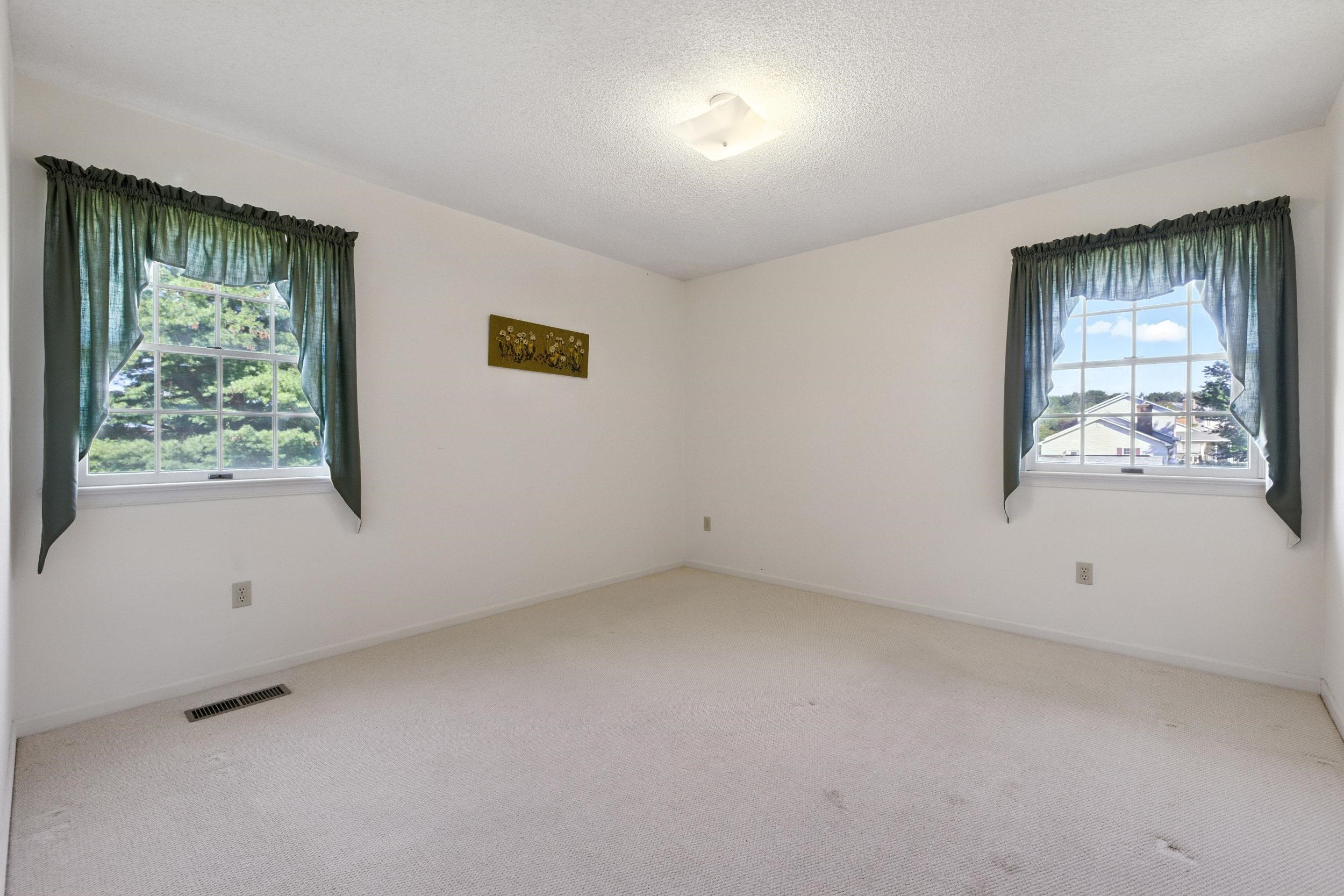 3615 SHEN LAKE DR, ROCKINGHAM, Virginia 22801, 4 Bedrooms Bedrooms, ,3 BathroomsBathrooms,Residential,3615 SHEN LAKE DR,668393 MLS # 668393