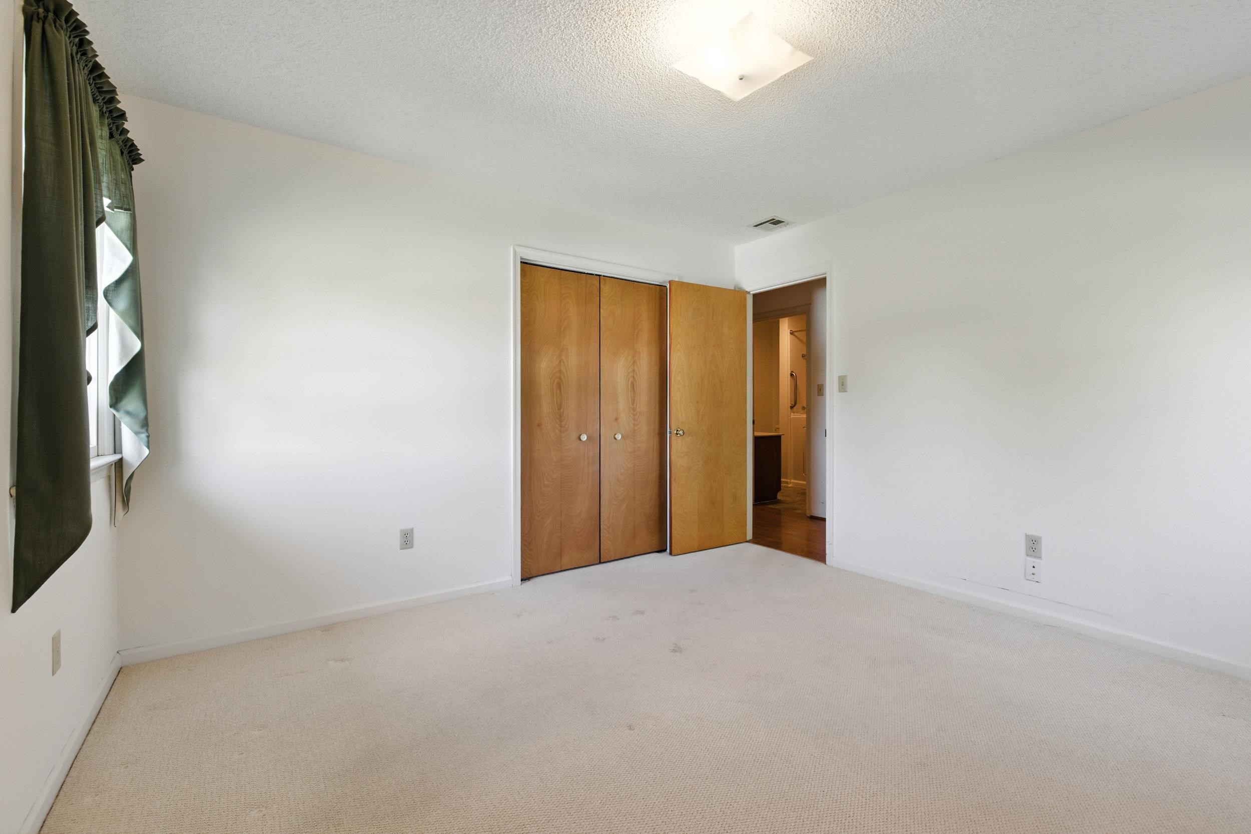3615 SHEN LAKE DR, ROCKINGHAM, Virginia 22801, 4 Bedrooms Bedrooms, ,3 BathroomsBathrooms,Residential,3615 SHEN LAKE DR,668393 MLS # 668393