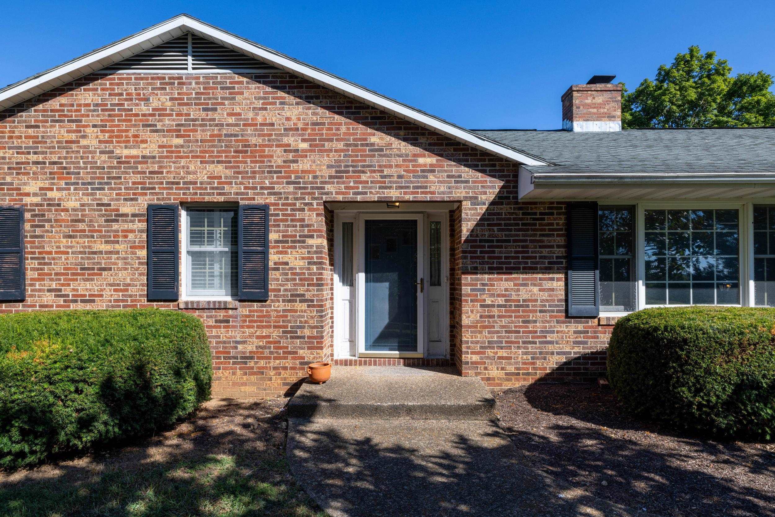 3615 SHEN LAKE DR, ROCKINGHAM, Virginia 22801, 4 Bedrooms Bedrooms, ,3 BathroomsBathrooms,Residential,3615 SHEN LAKE DR,668393 MLS # 668393