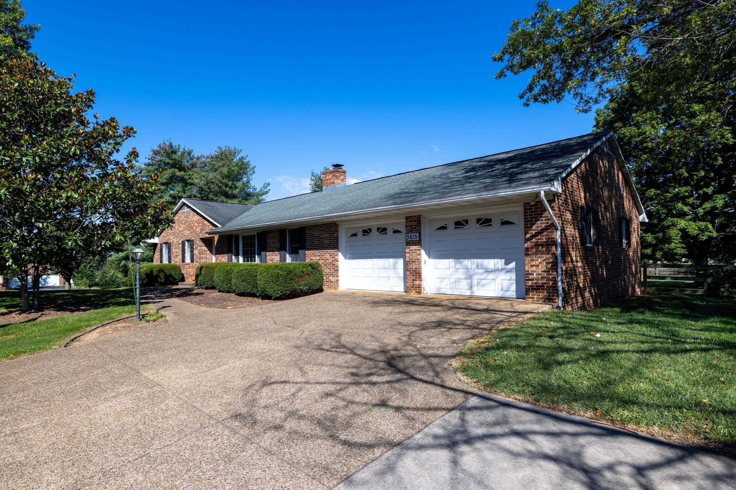 3615 SHEN LAKE DR, ROCKINGHAM, Virginia 22801, 4 Bedrooms Bedrooms, ,3 BathroomsBathrooms,Residential,3615 SHEN LAKE DR,668393 MLS # 668393