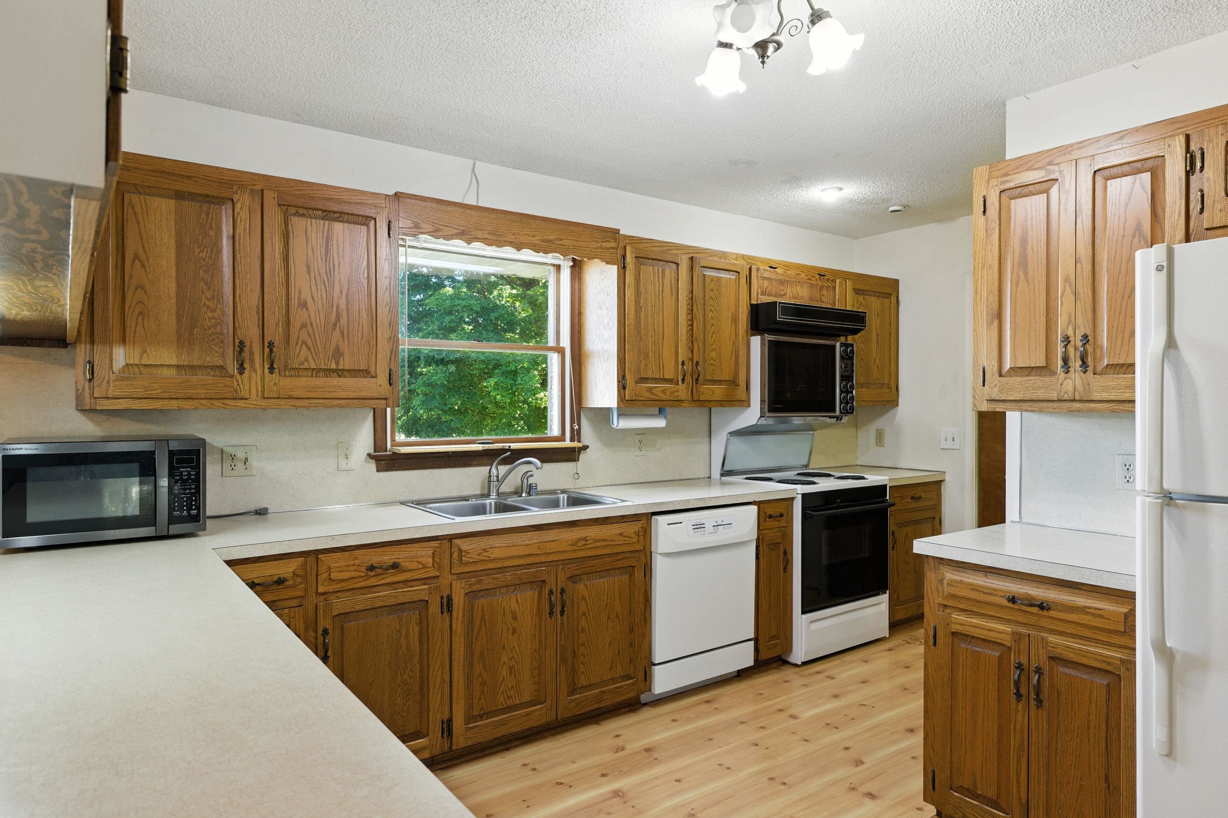 3615 SHEN LAKE DR, ROCKINGHAM, Virginia 22801, 4 Bedrooms Bedrooms, ,3 BathroomsBathrooms,Residential,3615 SHEN LAKE DR,668393 MLS # 668393