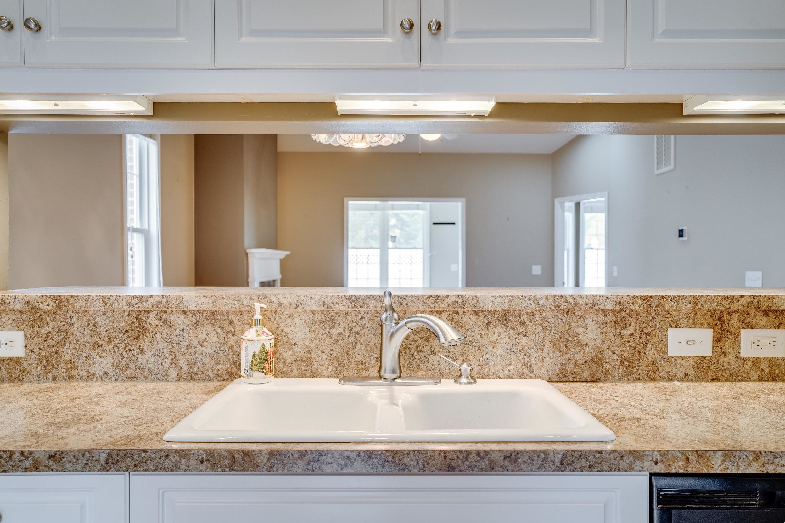 430 SILVER OAKS DR, ROCKINGHAM, Virginia 22801, 2 Bedrooms Bedrooms, ,2 BathroomsBathrooms,Residential,430 SILVER OAKS DR,668394 MLS # 668394