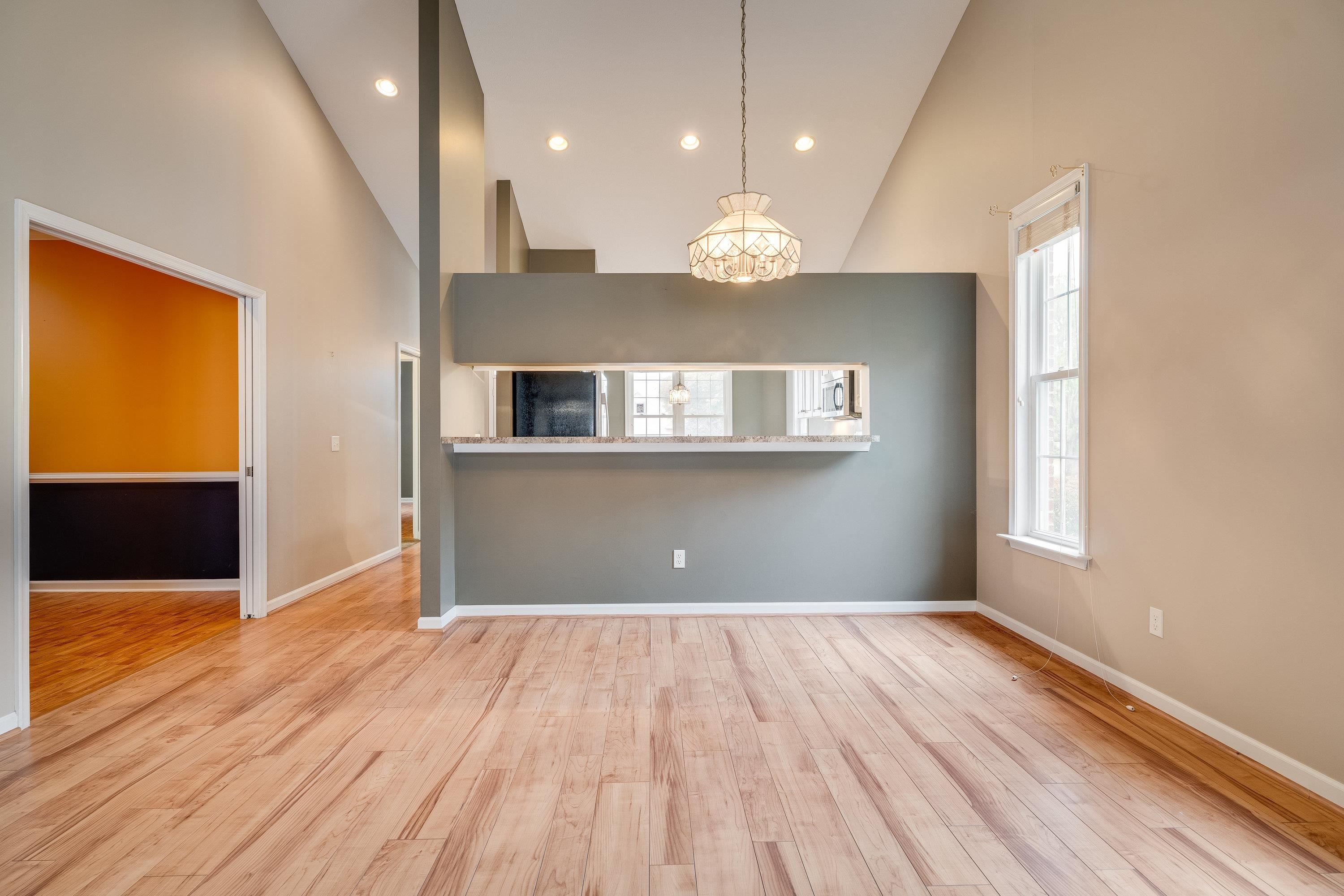 430 SILVER OAKS DR, ROCKINGHAM, Virginia 22801, 2 Bedrooms Bedrooms, ,2 BathroomsBathrooms,Residential,430 SILVER OAKS DR,668394 MLS # 668394