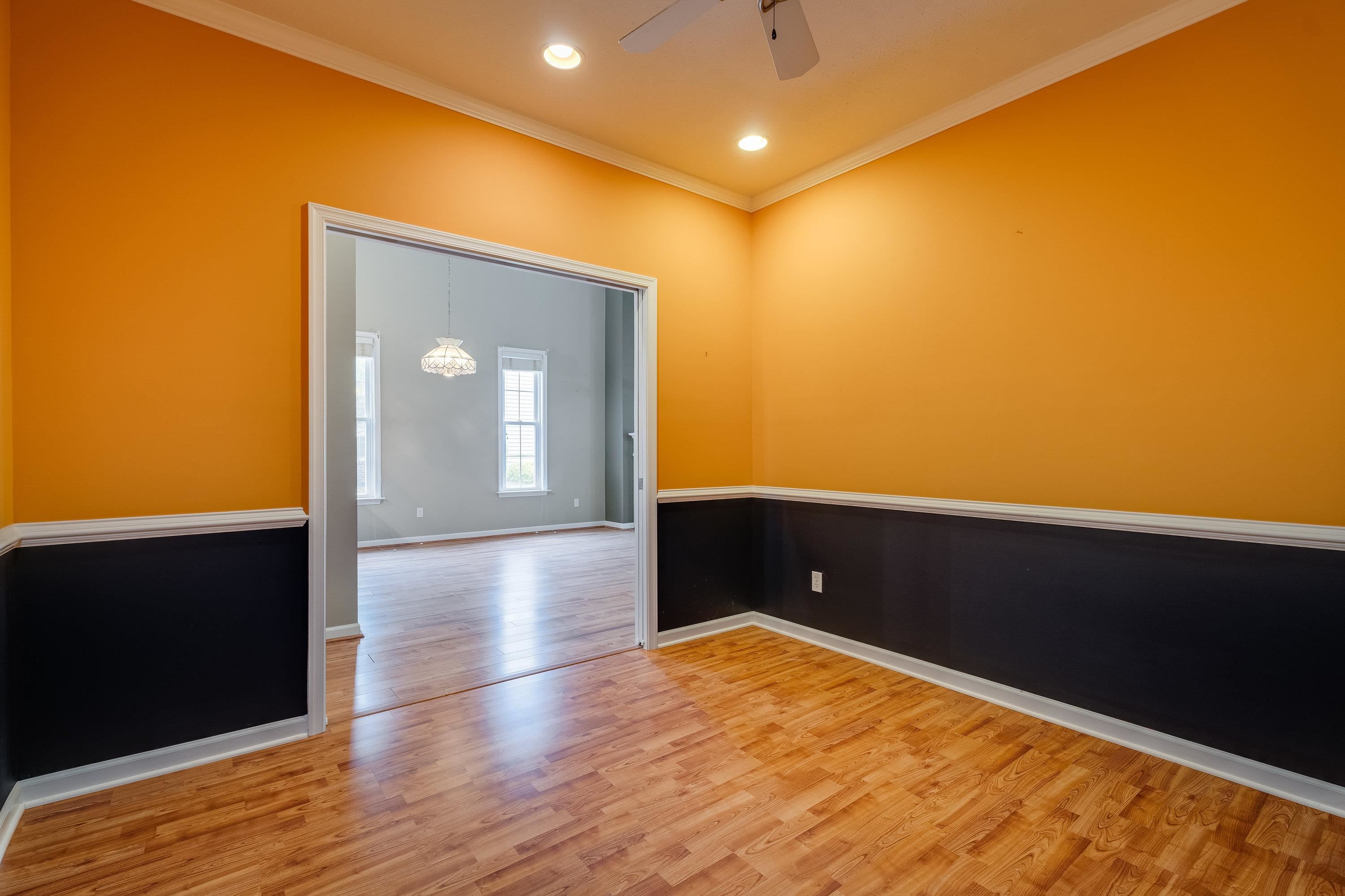 430 SILVER OAKS DR, ROCKINGHAM, Virginia 22801, 2 Bedrooms Bedrooms, ,2 BathroomsBathrooms,Residential,430 SILVER OAKS DR,668394 MLS # 668394