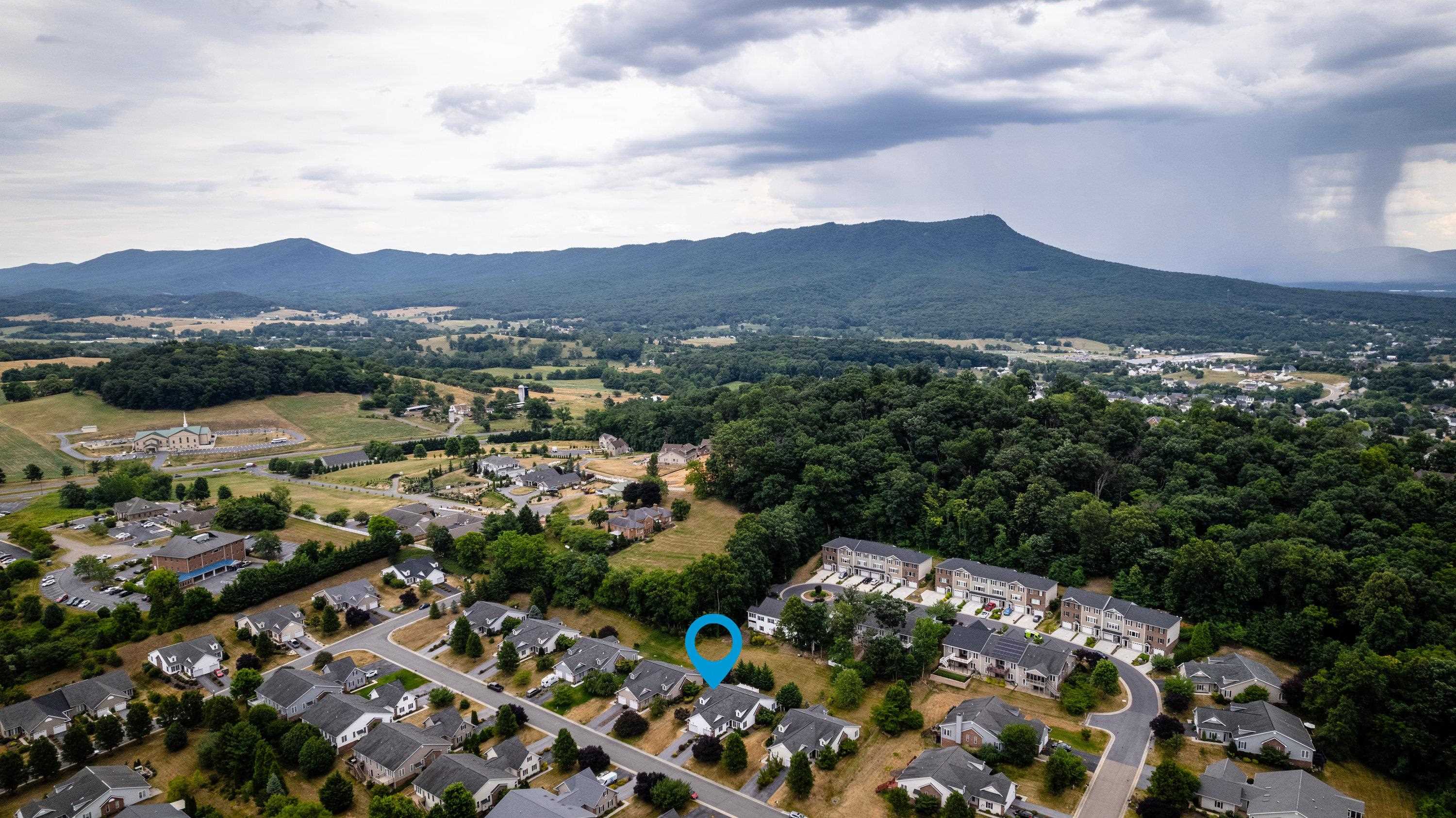 430 SILVER OAKS DR, ROCKINGHAM, Virginia 22801, 2 Bedrooms Bedrooms, ,2 BathroomsBathrooms,Residential,430 SILVER OAKS DR,668394 MLS # 668394