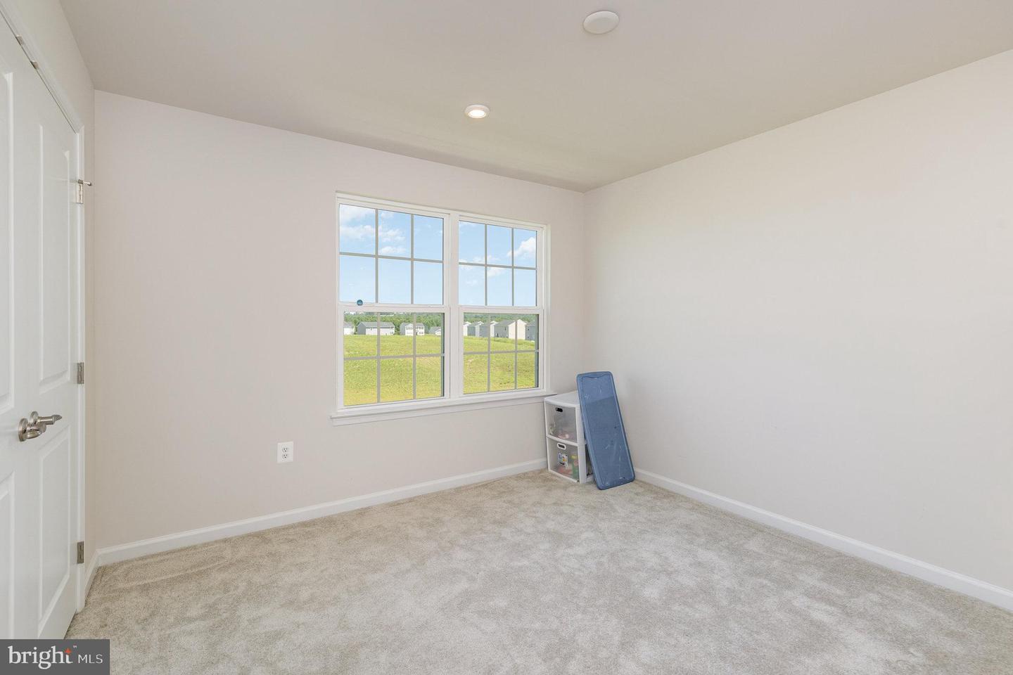 6409 HAWKEYE DR, KING GEORGE, Virginia 22485, 6 Bedrooms Bedrooms, ,4 BathroomsBathrooms,Residential,For sale,6409 HAWKEYE DR,VAKG2006790 MLS # VAKG2006790