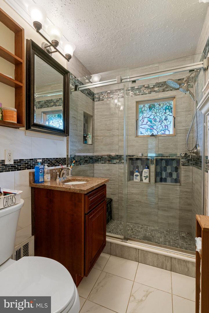 7420 STINSON RD, ALEXANDRIA, Virginia 22306, 5 Bedrooms Bedrooms, ,2 BathroomsBathrooms,Residential,For sale,7420 STINSON RD,VAFX2258546 MLS # VAFX2258546