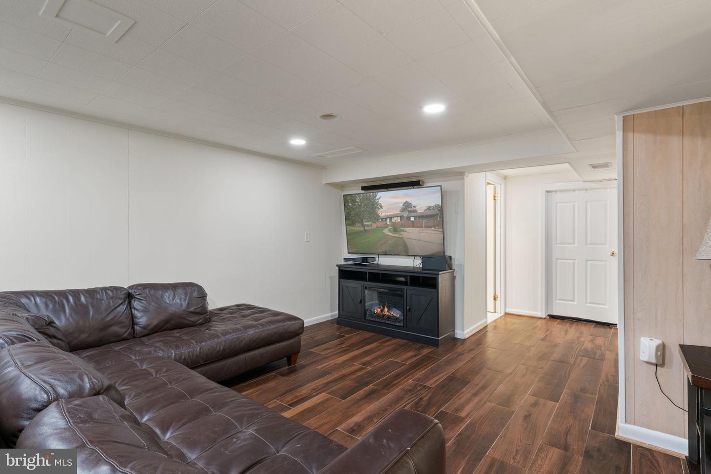 7420 STINSON RD, ALEXANDRIA, Virginia 22306, 5 Bedrooms Bedrooms, ,2 BathroomsBathrooms,Residential,For sale,7420 STINSON RD,VAFX2258546 MLS # VAFX2258546