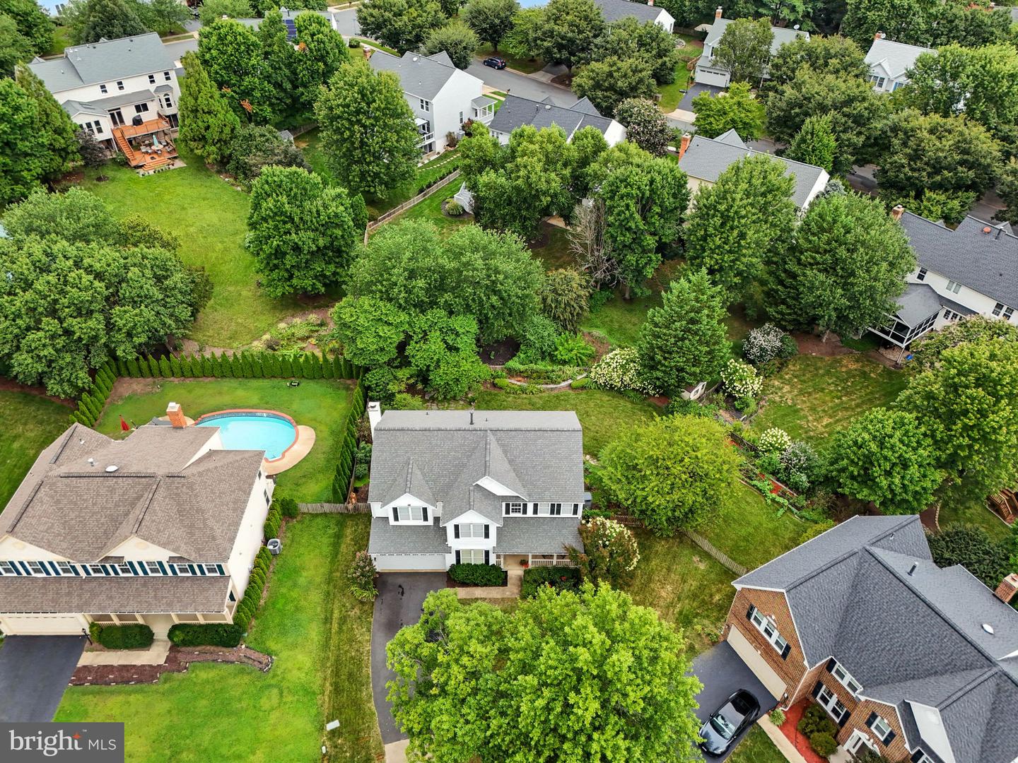 42972 DEER CHASE PL, ASHBURN, Virginia 20147, 4 Bedrooms Bedrooms, ,3 BathroomsBathrooms,Residential,For sale,42972 DEER CHASE PL,VALO2103546 MLS # VALO2103546