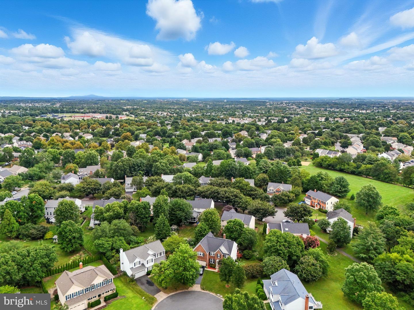 42972 DEER CHASE PL, ASHBURN, Virginia 20147, 4 Bedrooms Bedrooms, ,3 BathroomsBathrooms,Residential,For sale,42972 DEER CHASE PL,VALO2103546 MLS # VALO2103546