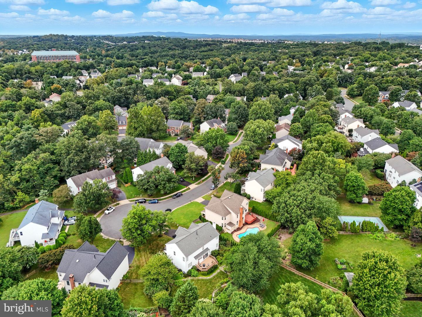 42972 DEER CHASE PL, ASHBURN, Virginia 20147, 4 Bedrooms Bedrooms, ,3 BathroomsBathrooms,Residential,For sale,42972 DEER CHASE PL,VALO2103546 MLS # VALO2103546
