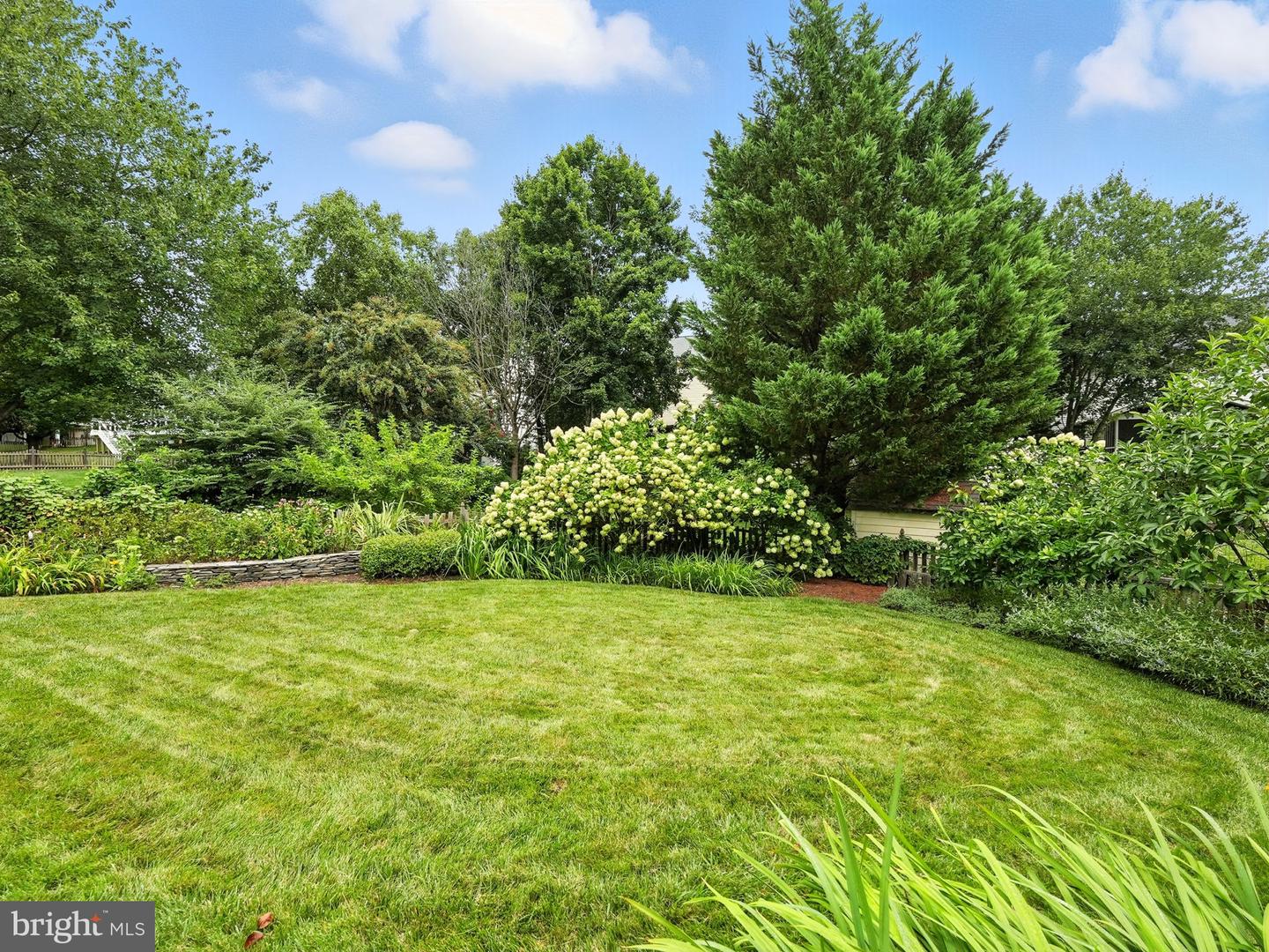 42972 DEER CHASE PL, ASHBURN, Virginia 20147, 4 Bedrooms Bedrooms, ,3 BathroomsBathrooms,Residential,For sale,42972 DEER CHASE PL,VALO2103546 MLS # VALO2103546