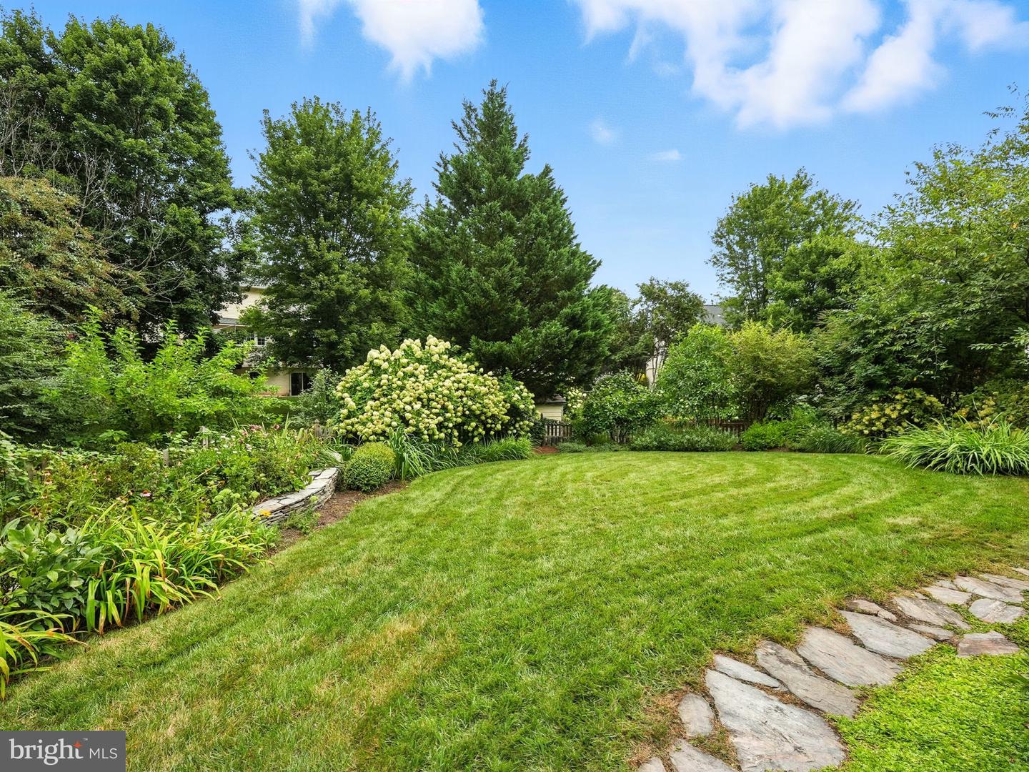 42972 DEER CHASE PL, ASHBURN, Virginia 20147, 4 Bedrooms Bedrooms, ,3 BathroomsBathrooms,Residential,For sale,42972 DEER CHASE PL,VALO2103546 MLS # VALO2103546