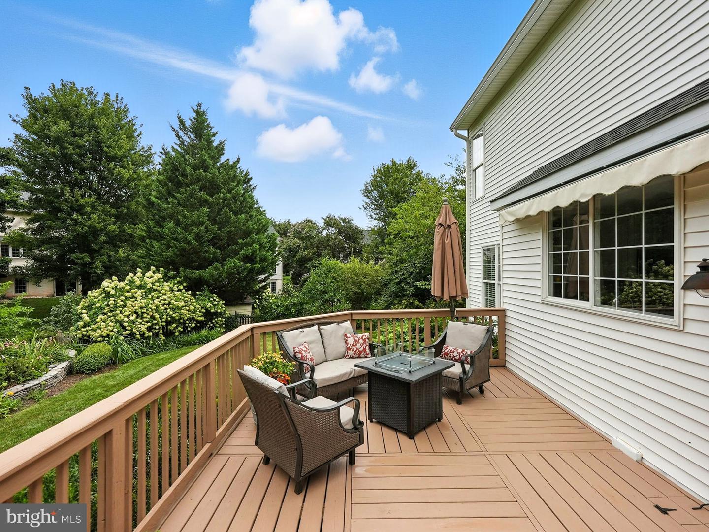 42972 DEER CHASE PL, ASHBURN, Virginia 20147, 4 Bedrooms Bedrooms, ,3 BathroomsBathrooms,Residential,For sale,42972 DEER CHASE PL,VALO2103546 MLS # VALO2103546