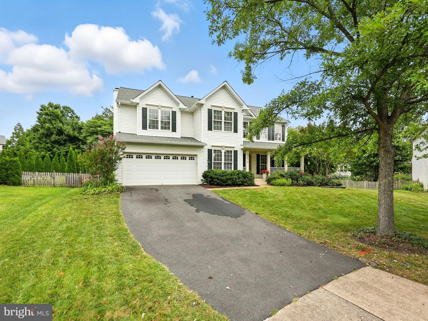 42972 DEER CHASE PL, ASHBURN, Virginia 20147, 4 Bedrooms Bedrooms, ,3 BathroomsBathrooms,Residential,For sale,42972 DEER CHASE PL,VALO2103546 MLS # VALO2103546