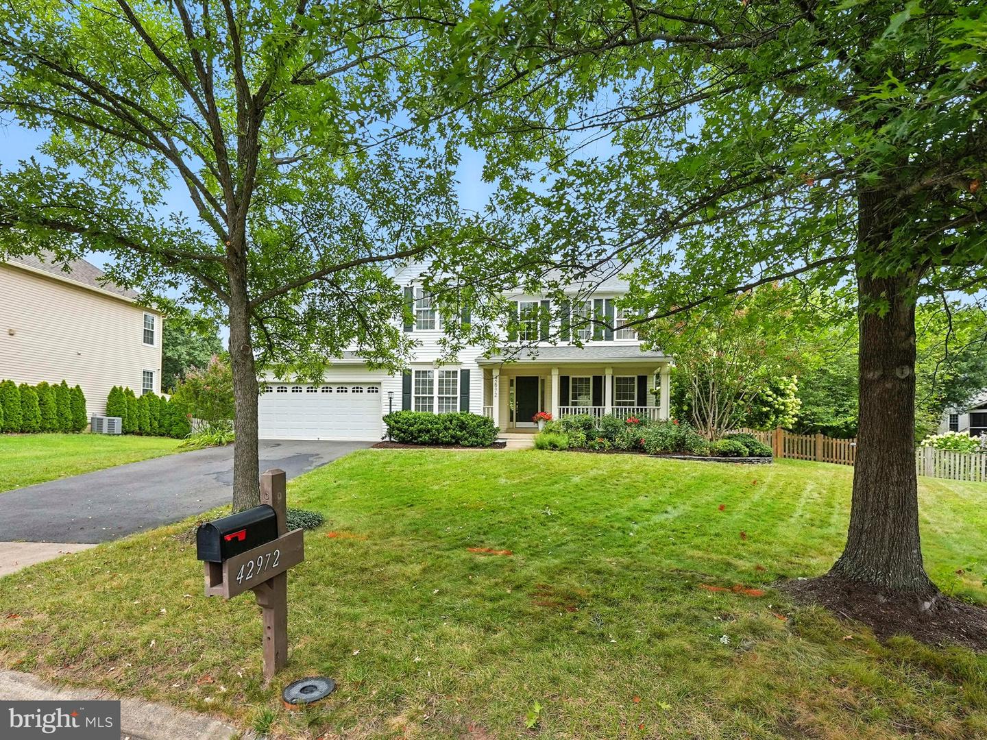 42972 DEER CHASE PL, ASHBURN, Virginia 20147, 4 Bedrooms Bedrooms, ,3 BathroomsBathrooms,Residential,For sale,42972 DEER CHASE PL,VALO2103546 MLS # VALO2103546