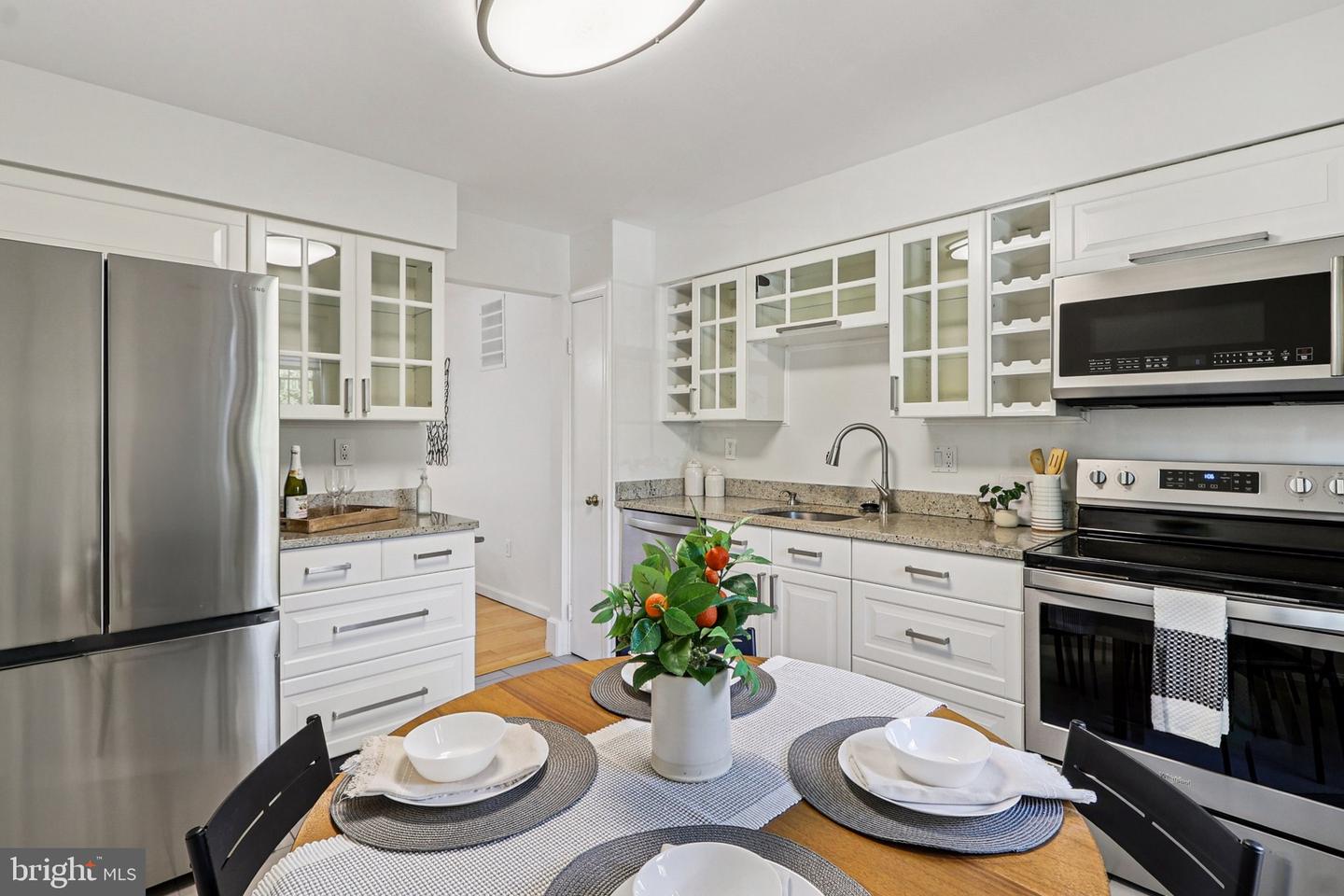 5018 DOMAIN PL, ALEXANDRIA, Virginia 22311, 3 Bedrooms Bedrooms, ,3 BathroomsBathrooms,Residential,For sale,5018 DOMAIN PL,VAAX2048110 MLS # VAAX2048110