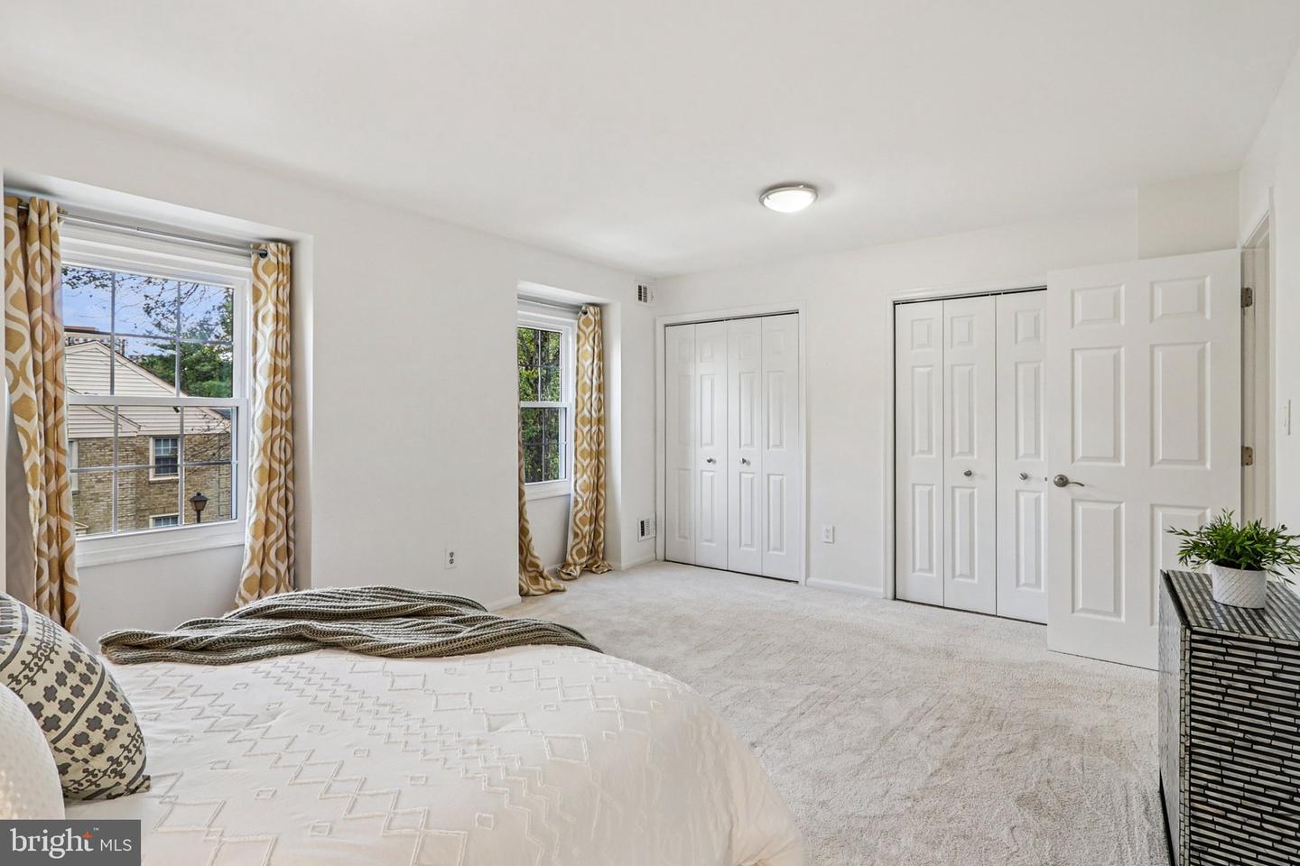 5018 DOMAIN PL, ALEXANDRIA, Virginia 22311, 3 Bedrooms Bedrooms, ,3 BathroomsBathrooms,Residential,For sale,5018 DOMAIN PL,VAAX2048110 MLS # VAAX2048110