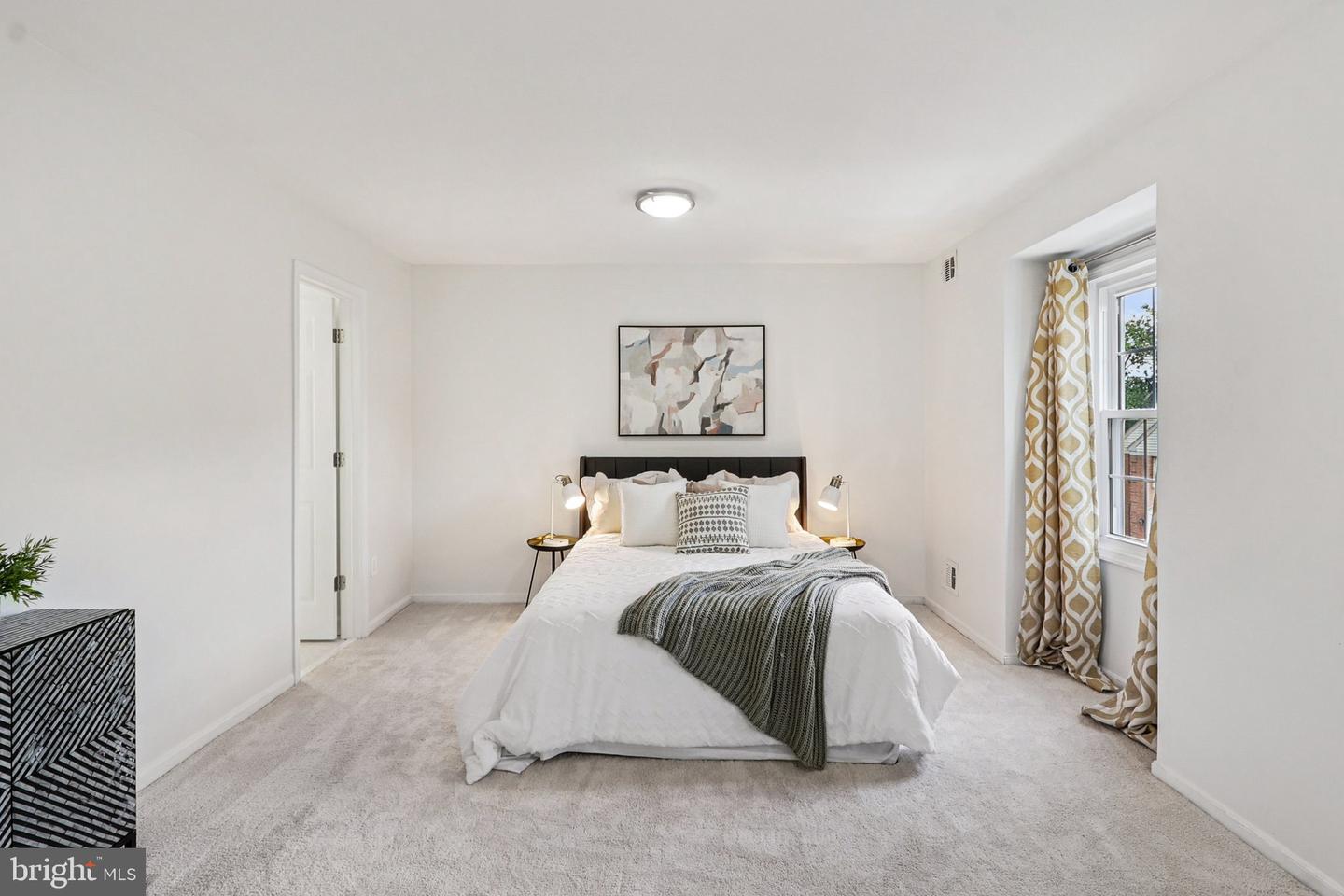 5018 DOMAIN PL, ALEXANDRIA, Virginia 22311, 3 Bedrooms Bedrooms, ,3 BathroomsBathrooms,Residential,For sale,5018 DOMAIN PL,VAAX2048110 MLS # VAAX2048110