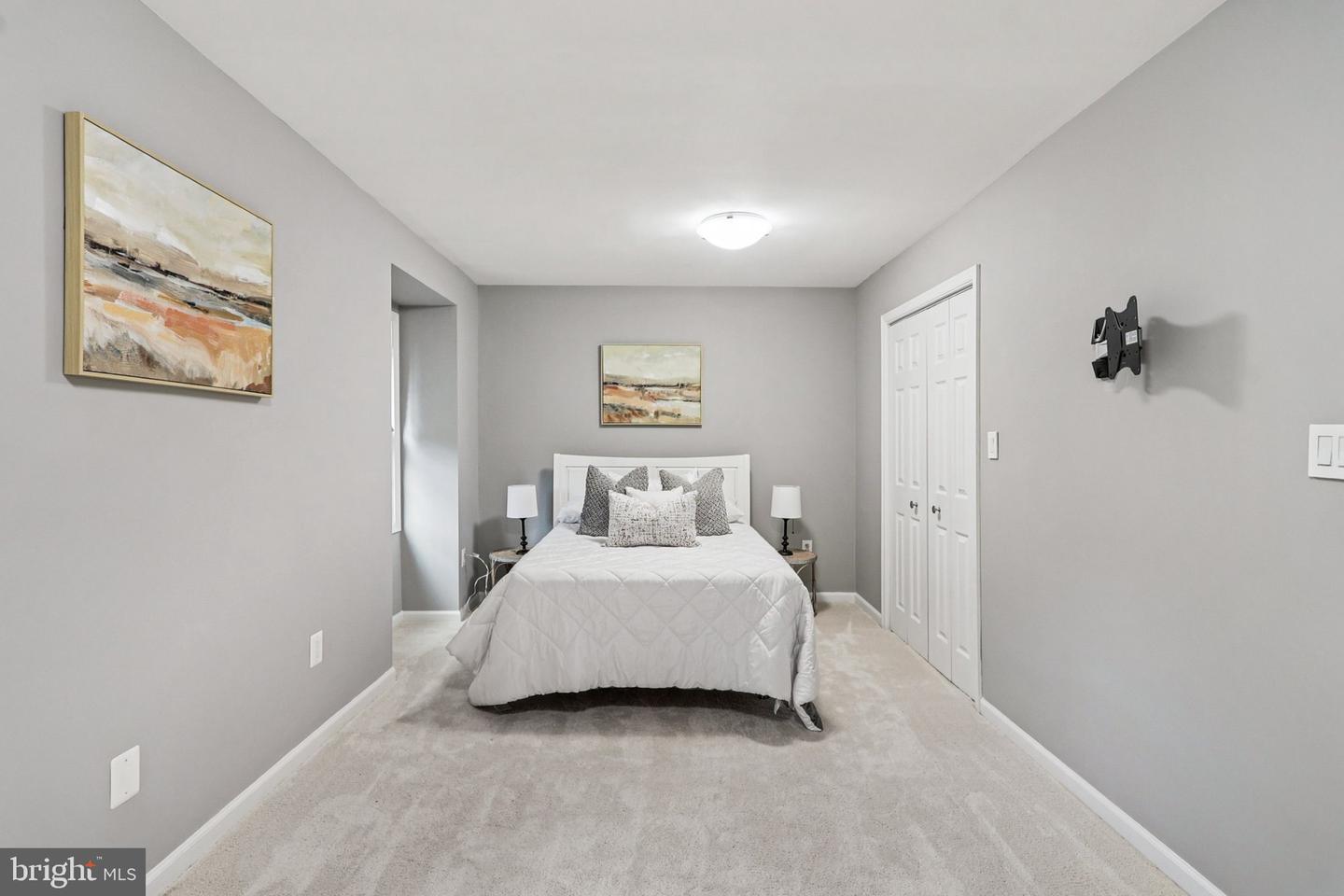 5018 DOMAIN PL, ALEXANDRIA, Virginia 22311, 3 Bedrooms Bedrooms, ,3 BathroomsBathrooms,Residential,For sale,5018 DOMAIN PL,VAAX2048110 MLS # VAAX2048110