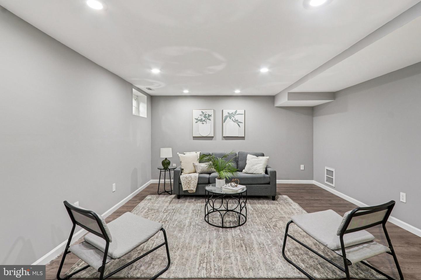 5018 DOMAIN PL, ALEXANDRIA, Virginia 22311, 3 Bedrooms Bedrooms, ,3 BathroomsBathrooms,Residential,For sale,5018 DOMAIN PL,VAAX2048110 MLS # VAAX2048110