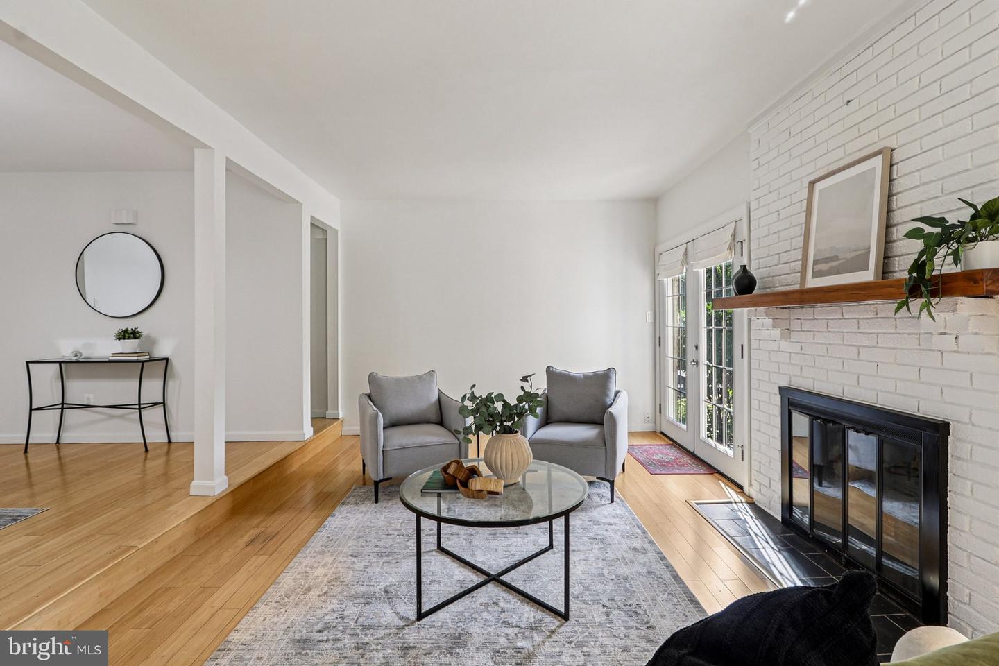 5018 DOMAIN PL, ALEXANDRIA, Virginia 22311, 3 Bedrooms Bedrooms, ,3 BathroomsBathrooms,Residential,For sale,5018 DOMAIN PL,VAAX2048110 MLS # VAAX2048110
