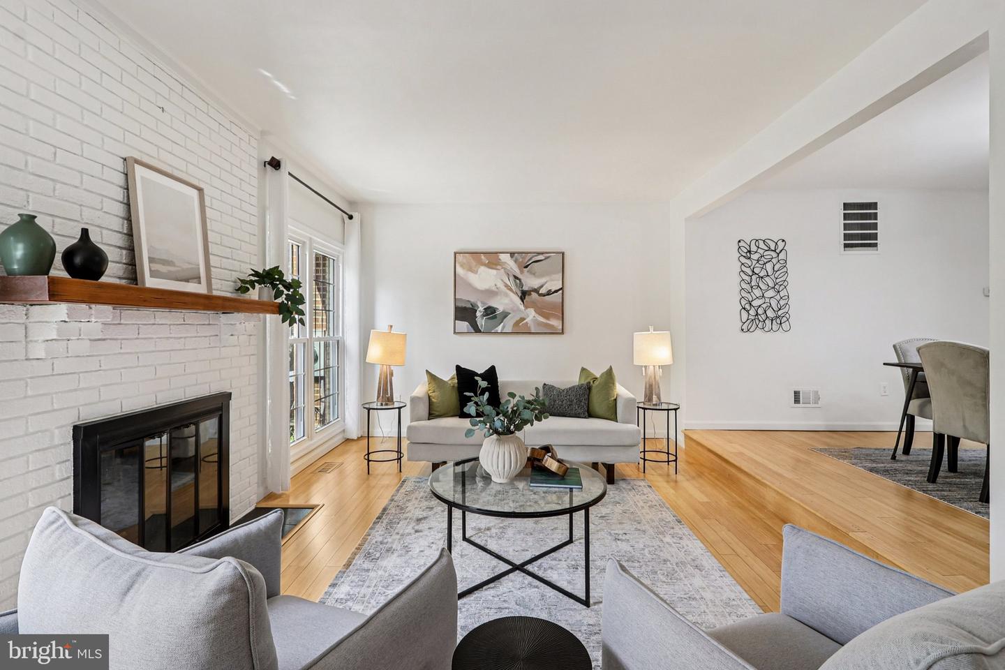 5018 DOMAIN PL, ALEXANDRIA, Virginia 22311, 3 Bedrooms Bedrooms, ,3 BathroomsBathrooms,Residential,For sale,5018 DOMAIN PL,VAAX2048110 MLS # VAAX2048110
