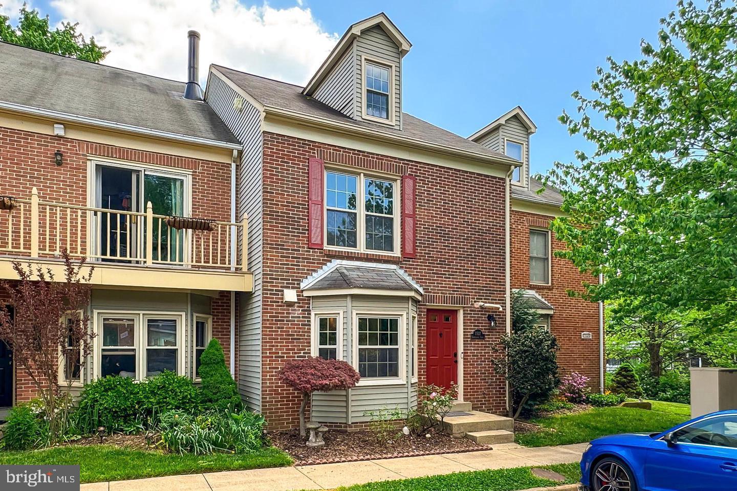 7527 CHRISLAND CV, FALLS CHURCH, Virginia 22042, 2 Bedrooms Bedrooms, ,2 BathroomsBathrooms,Residential,For sale,7527 CHRISLAND CV,VAFX2259622 MLS # VAFX2259622