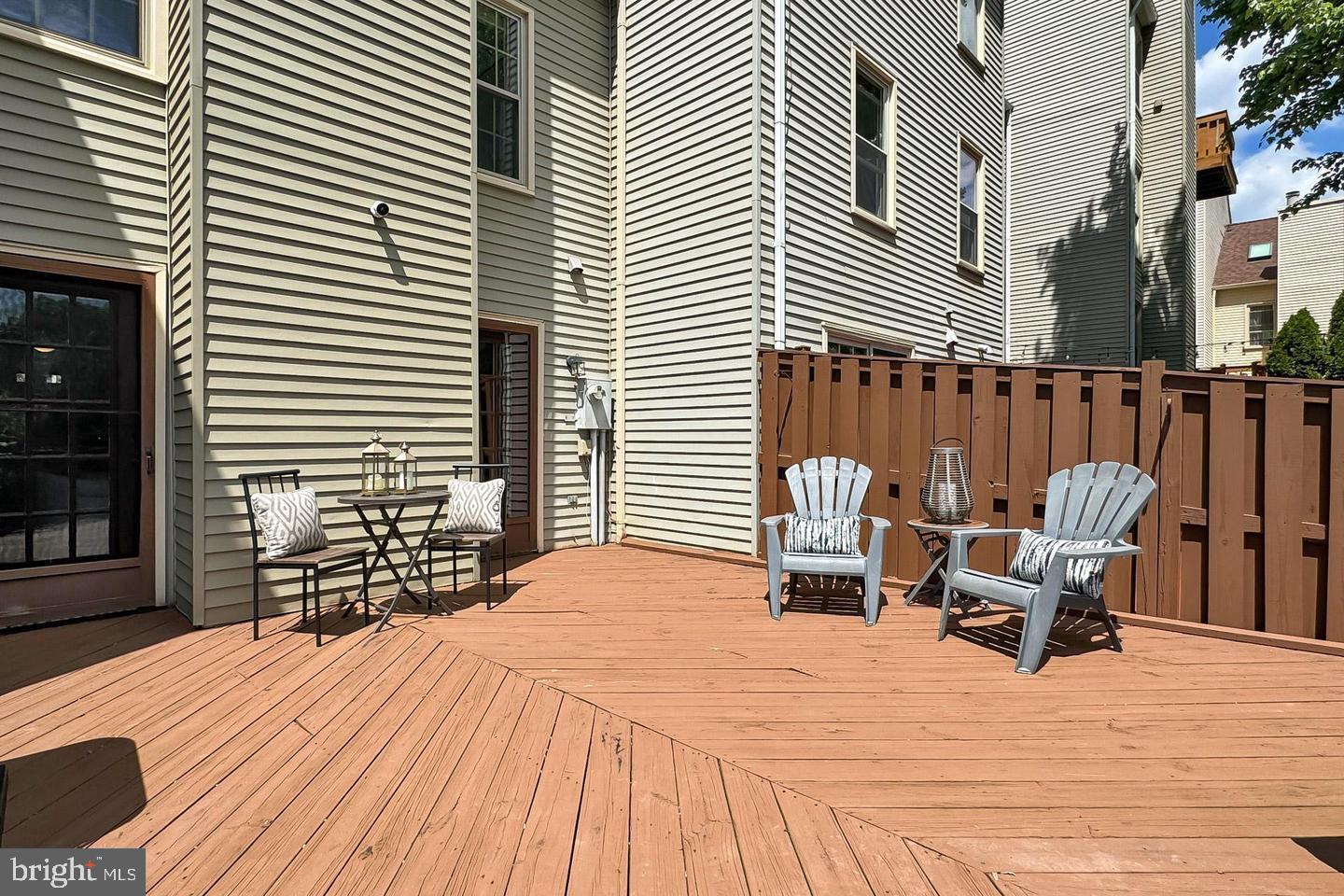 7527 CHRISLAND CV, FALLS CHURCH, Virginia 22042, 2 Bedrooms Bedrooms, ,2 BathroomsBathrooms,Residential,For sale,7527 CHRISLAND CV,VAFX2259622 MLS # VAFX2259622