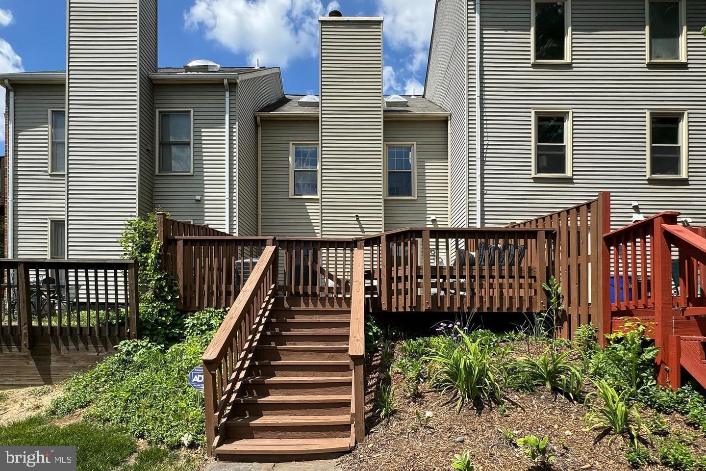 7527 CHRISLAND CV, FALLS CHURCH, Virginia 22042, 2 Bedrooms Bedrooms, ,2 BathroomsBathrooms,Residential,For sale,7527 CHRISLAND CV,VAFX2259622 MLS # VAFX2259622