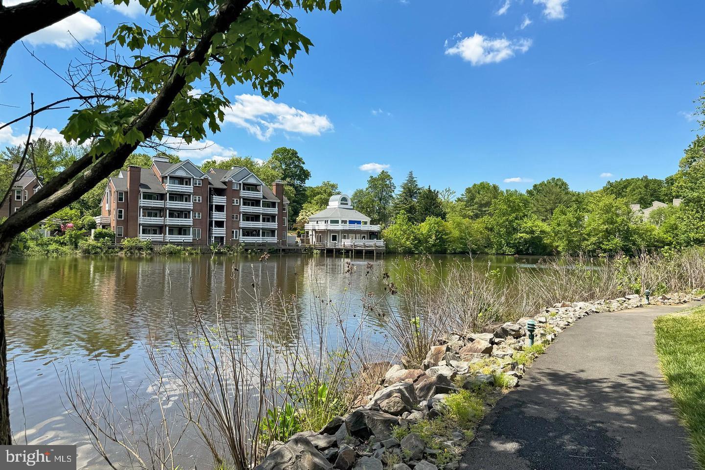 7527 CHRISLAND CV, FALLS CHURCH, Virginia 22042, 2 Bedrooms Bedrooms, ,2 BathroomsBathrooms,Residential,For sale,7527 CHRISLAND CV,VAFX2259622 MLS # VAFX2259622