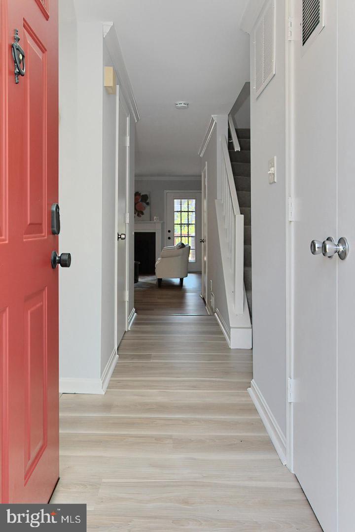 7527 CHRISLAND CV, FALLS CHURCH, Virginia 22042, 2 Bedrooms Bedrooms, ,2 BathroomsBathrooms,Residential,For sale,7527 CHRISLAND CV,VAFX2259622 MLS # VAFX2259622